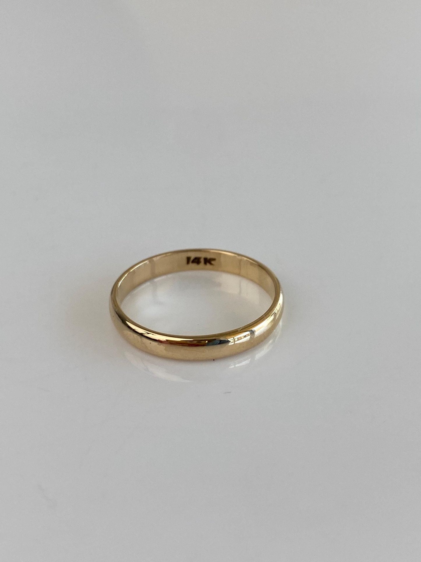 Vintage Solid 14k Yellow Gold Ring Band - Size 6.25