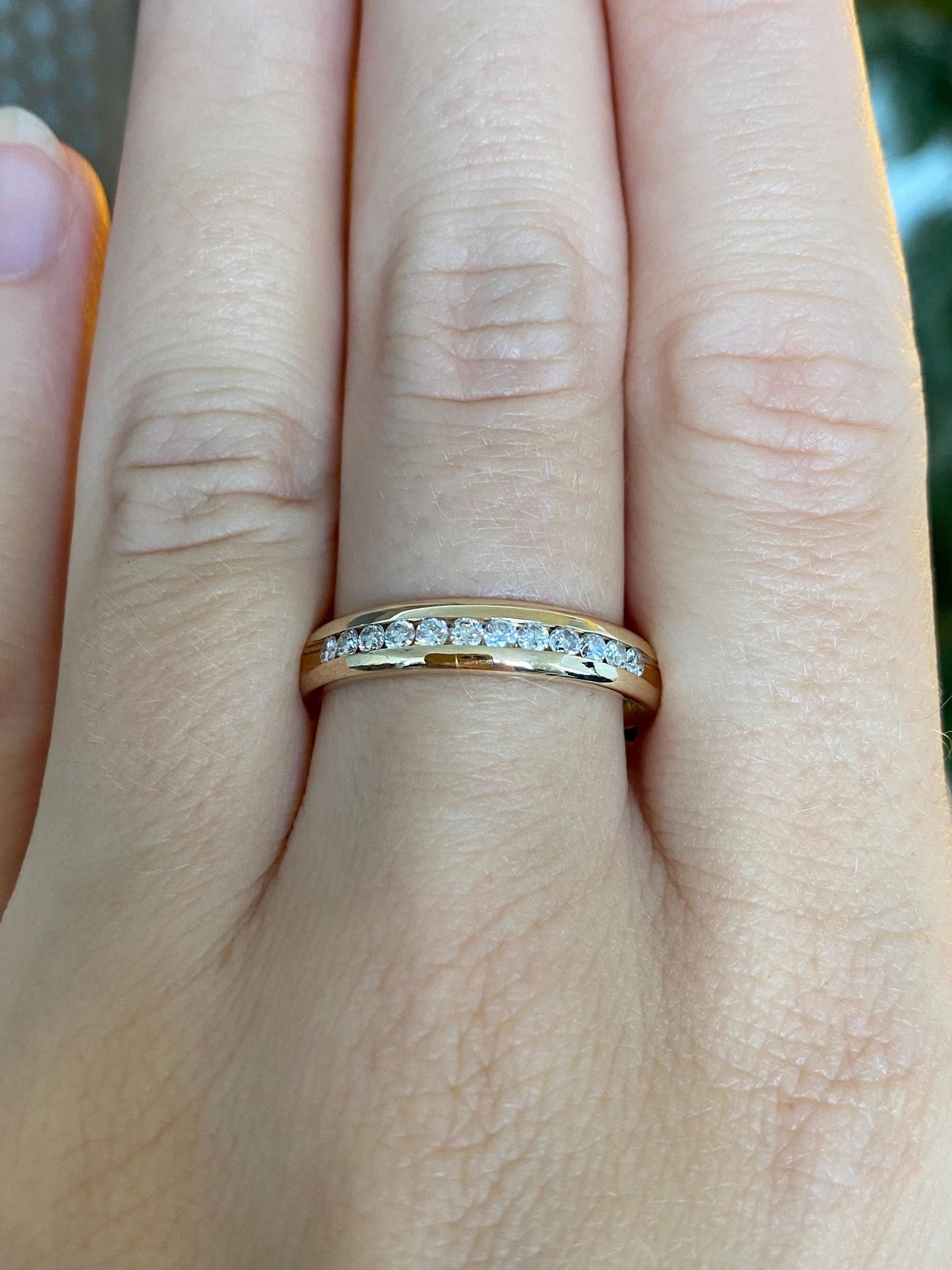 Vintage Solid 14k Yellow Gold Diamond Ring Band - Size 8.75