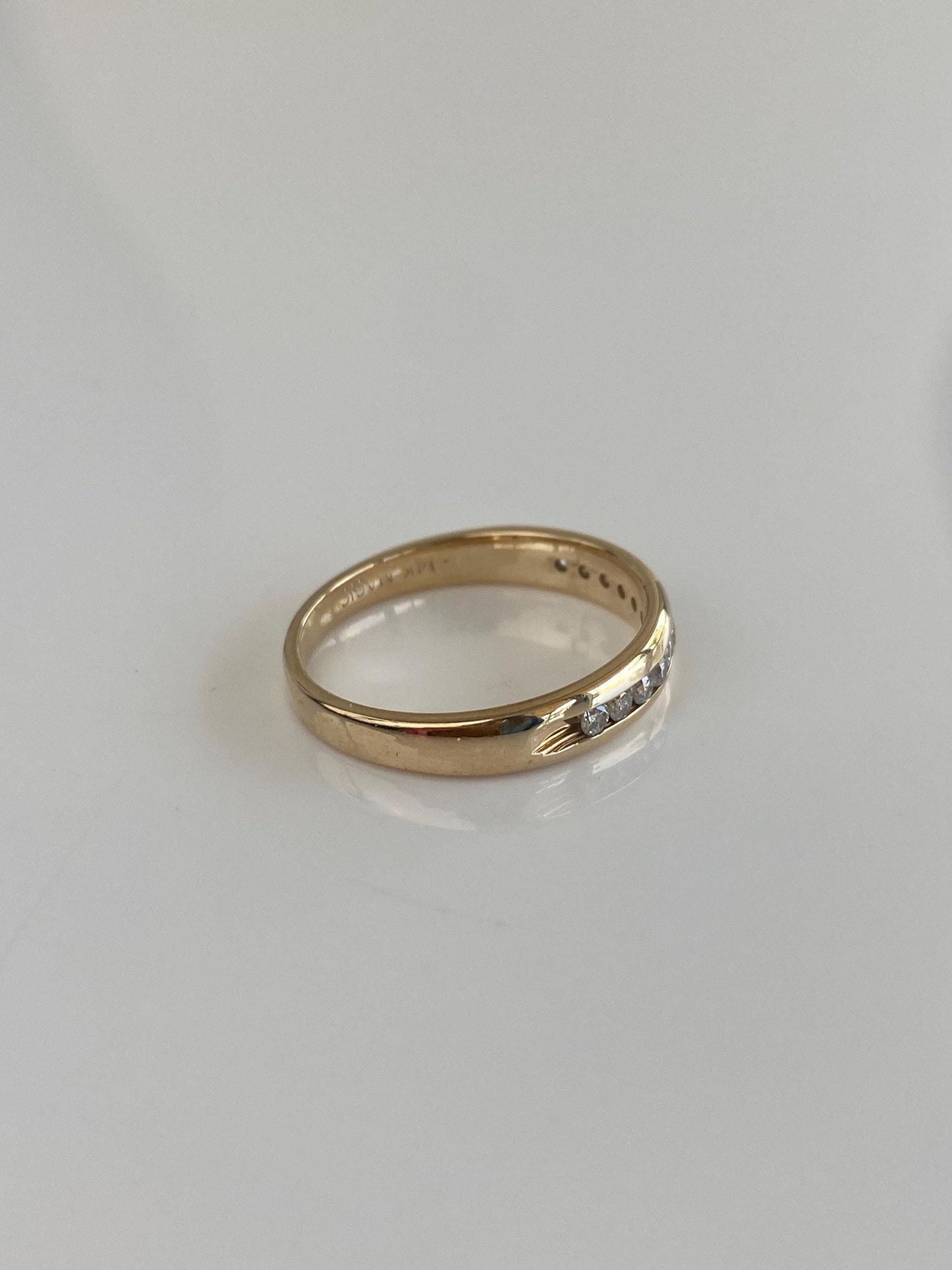 Vintage Solid 14k Yellow Gold Diamond Ring Band - Size 8.75