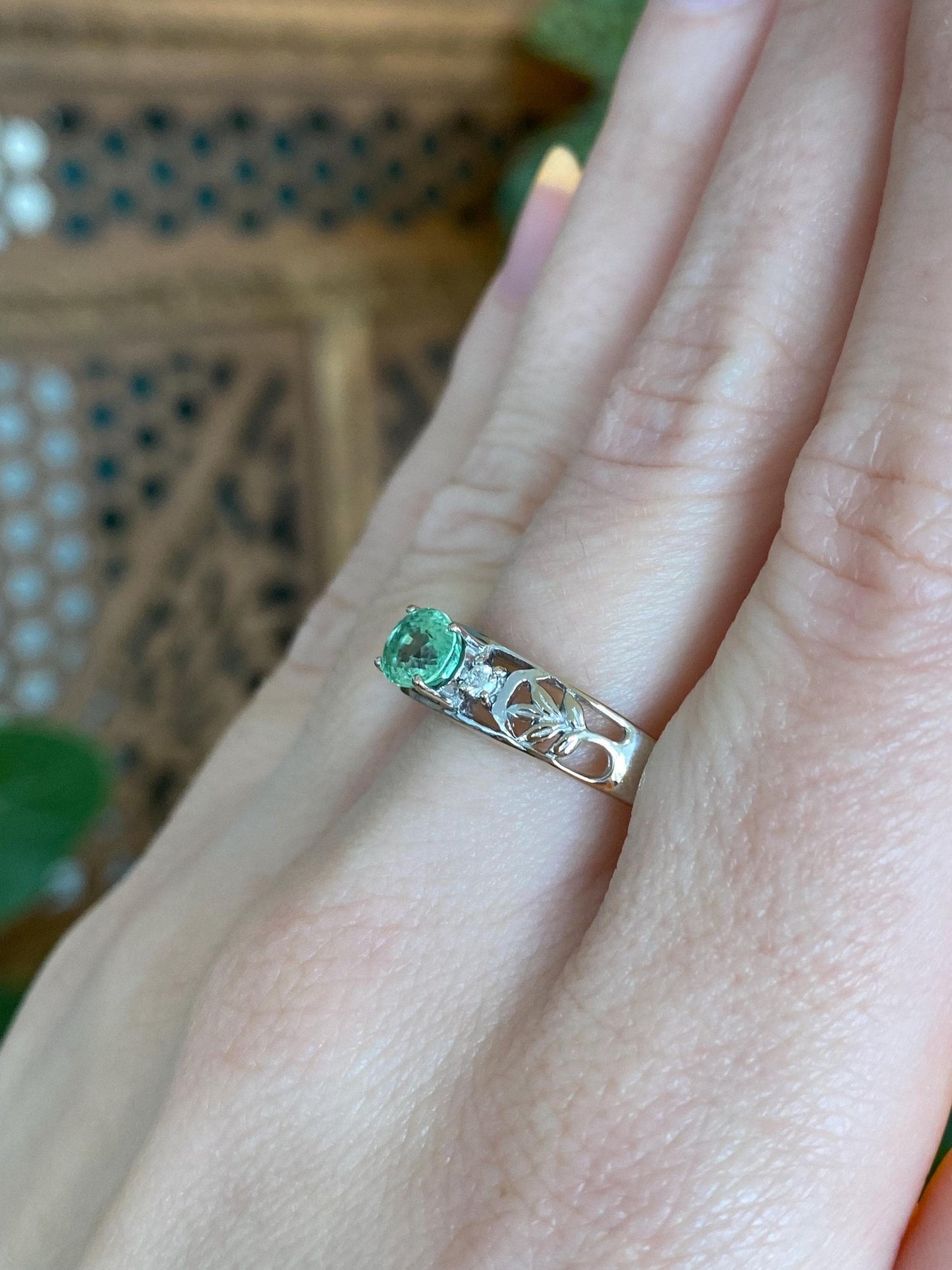 Vintage Solid 14k White Gold Diamond Peridot Ring - Size 8.75