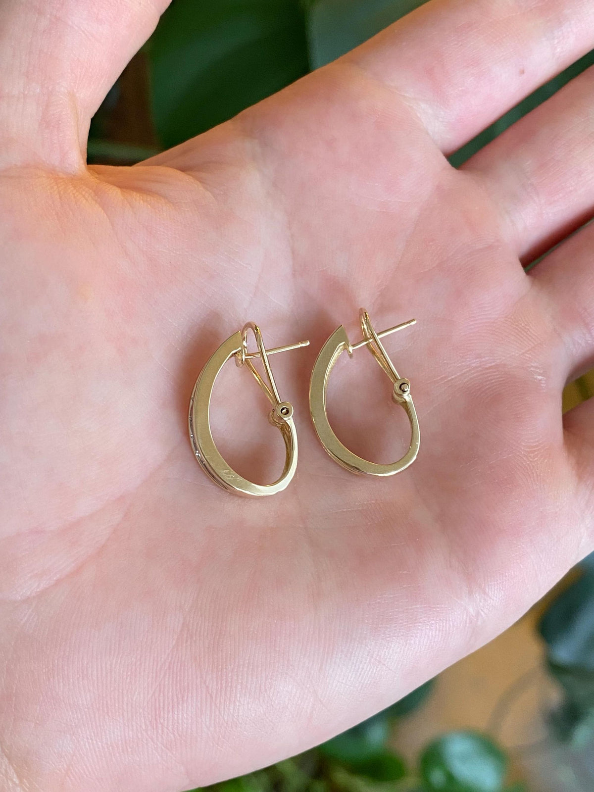 Vintage Solid 14k White & Yellow Gold Diamond Drop Earrings