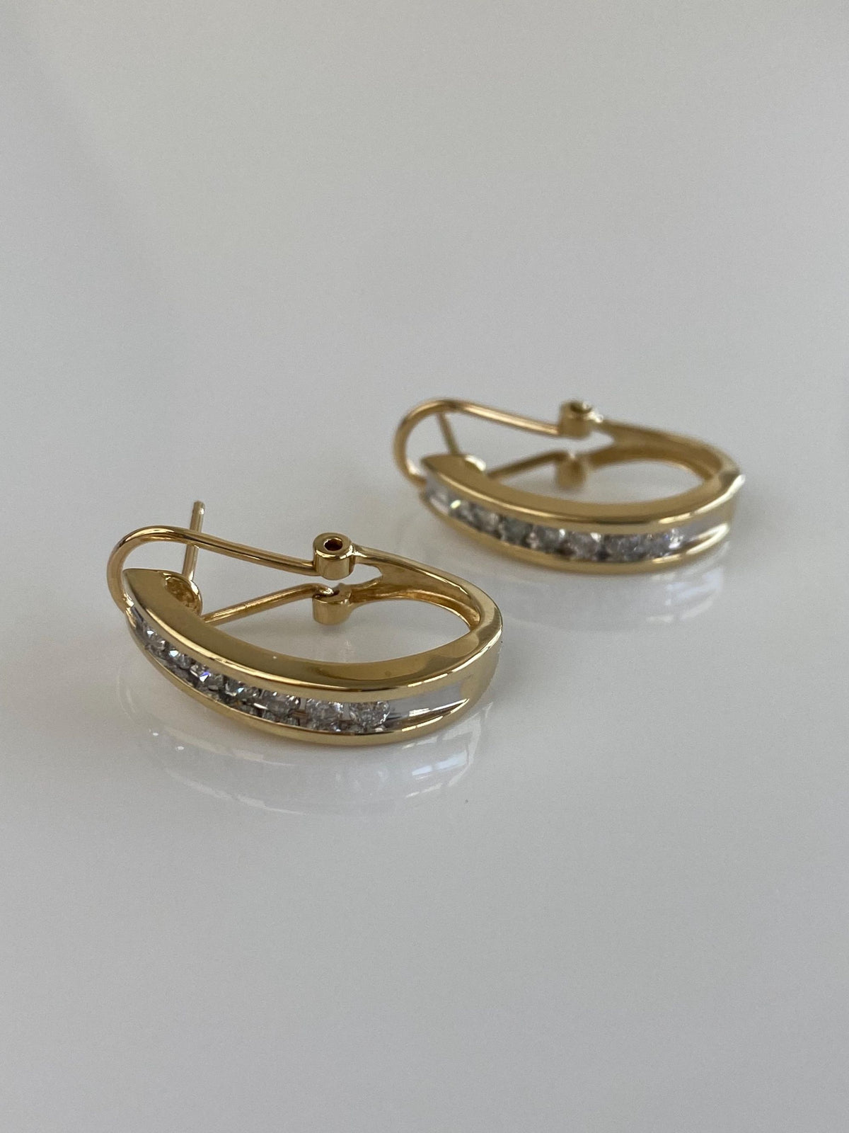 Vintage Solid 14k White & Yellow Gold Diamond Drop Earrings