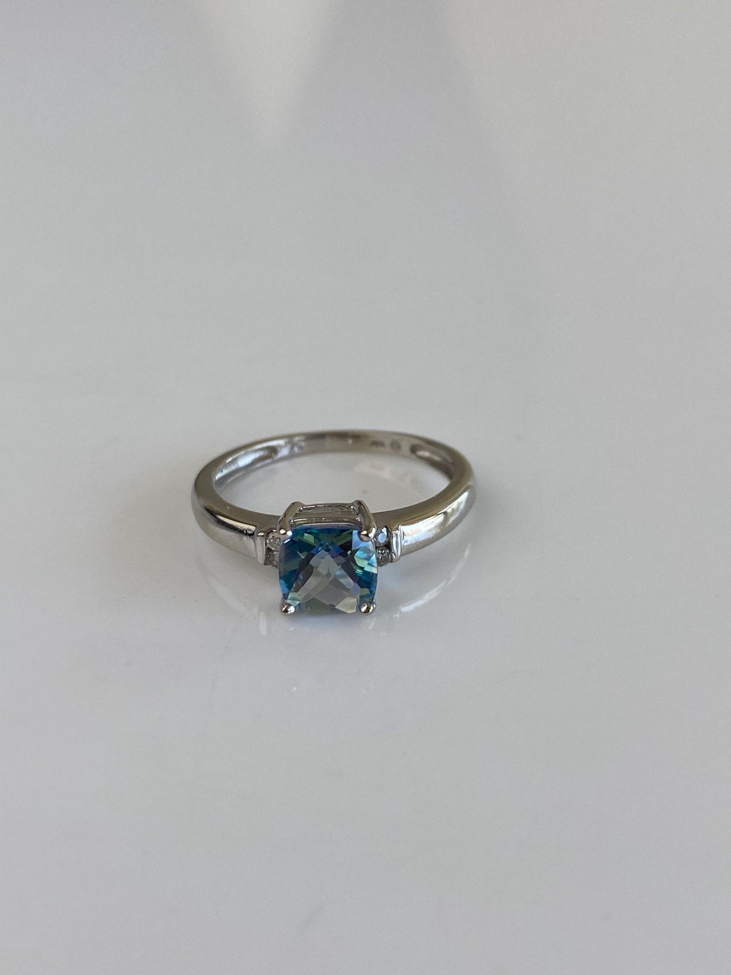 Solid 10k White Gold Light Mystic Topaz & Clear Sapphire Ring - Size 5.5