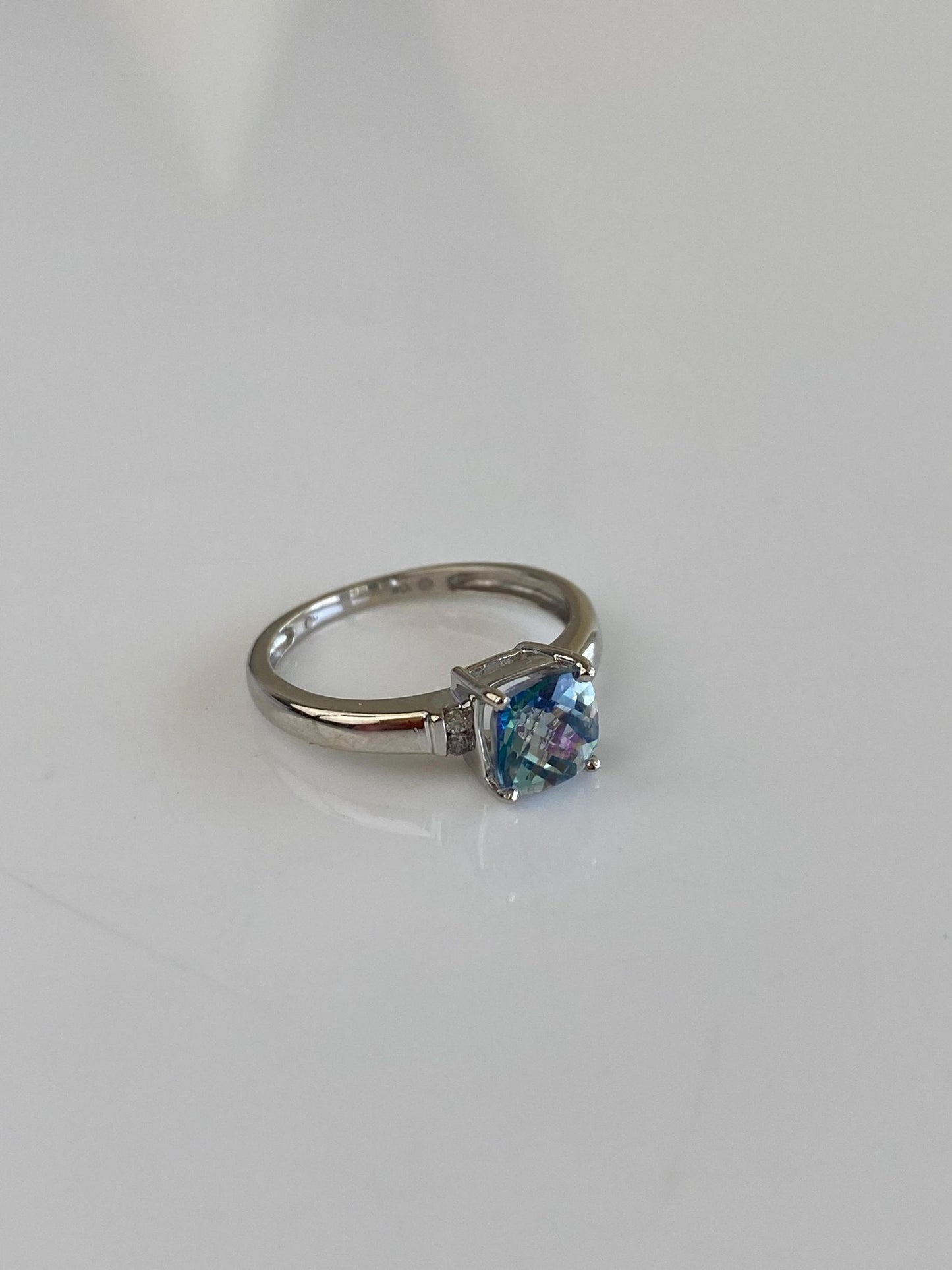 Solid 10k White Gold Light Mystic Topaz & Clear Sapphire Ring - Size 5.5