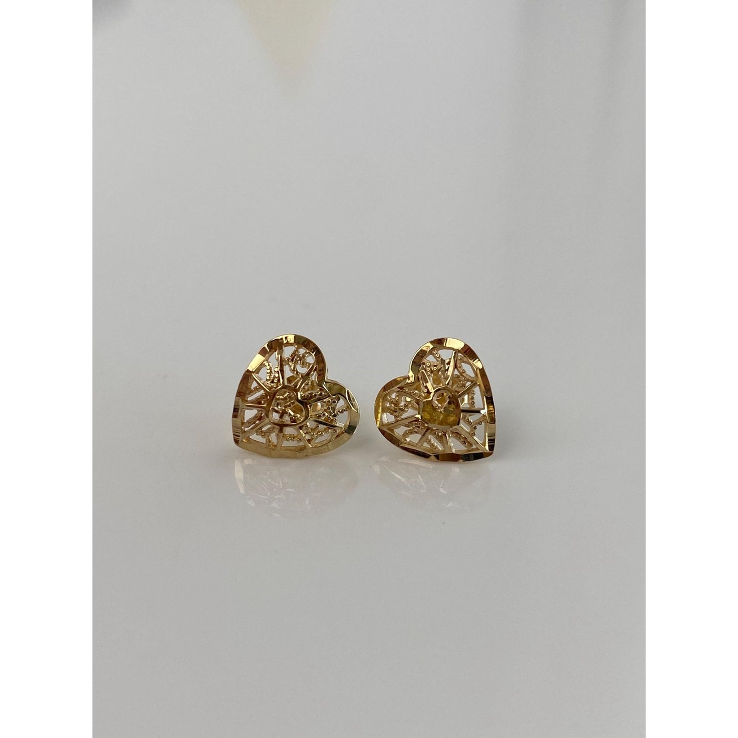 Solid 14k Yellow Gold Filigree Heart Stud Earrings
