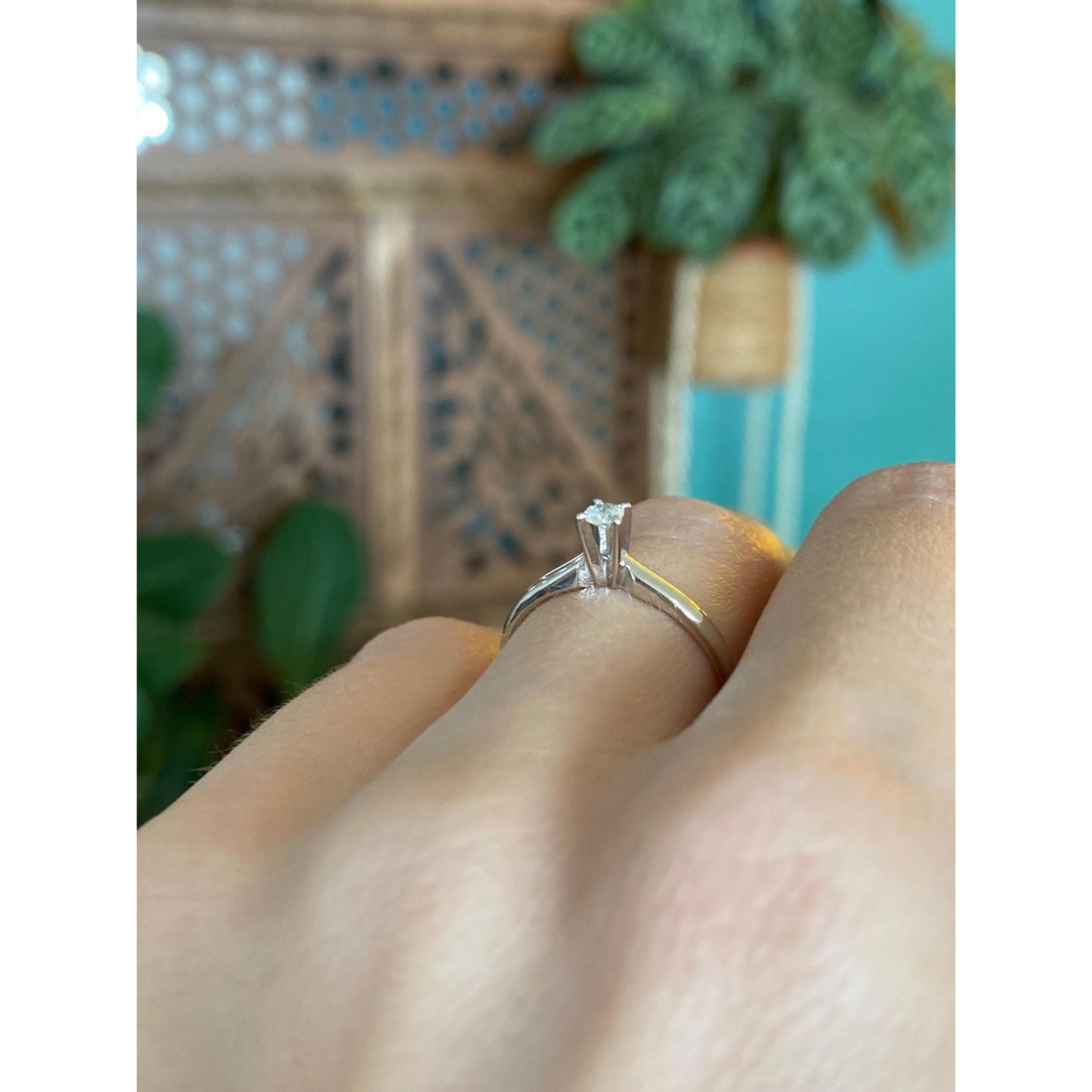 Vintage Solid 14k White Gold Diamond Ring - Size 5.75