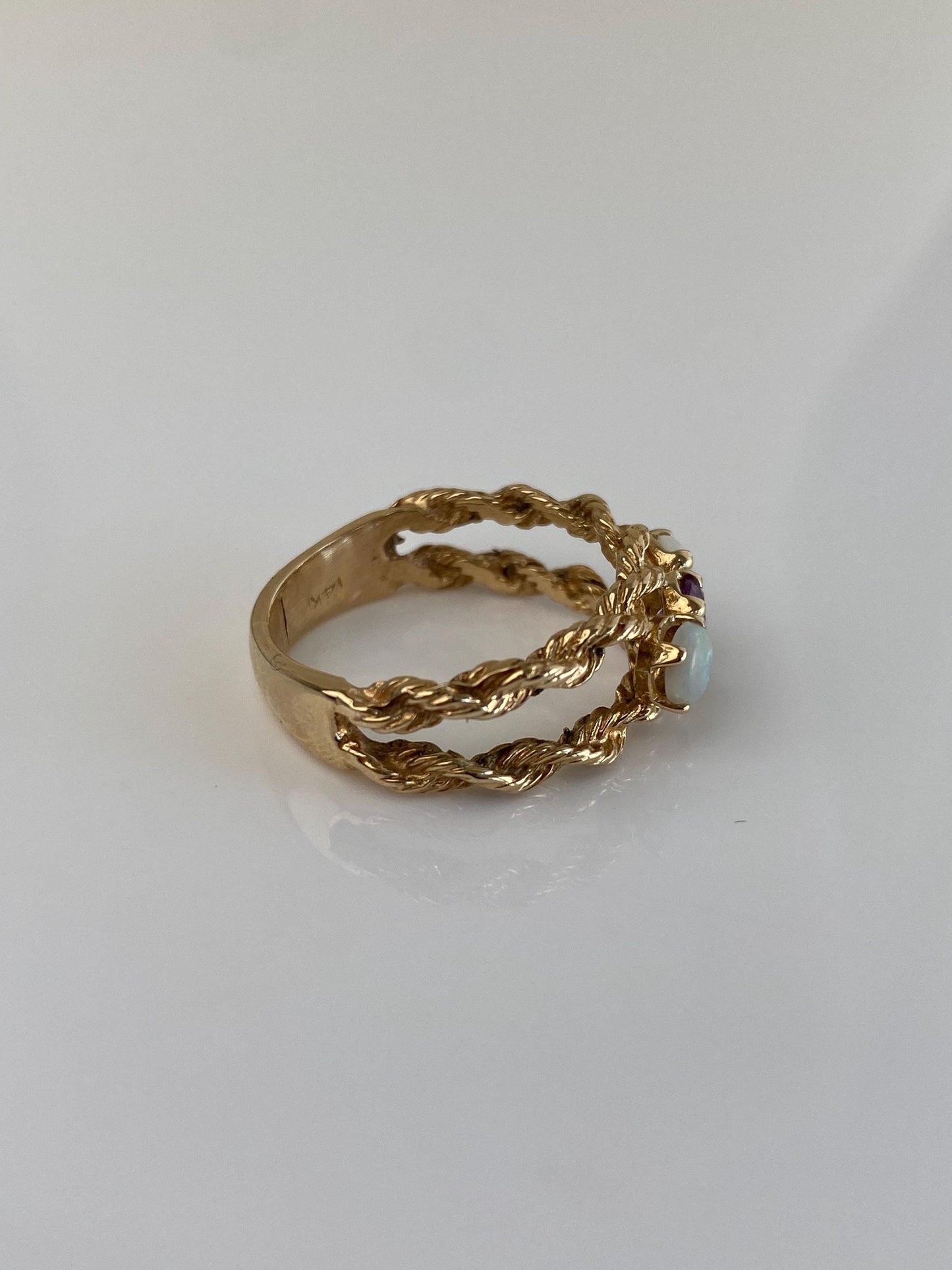 Vintage Solid 14k Yellow Gold Opal Light Purple Sapphire Ring Band - Size 8