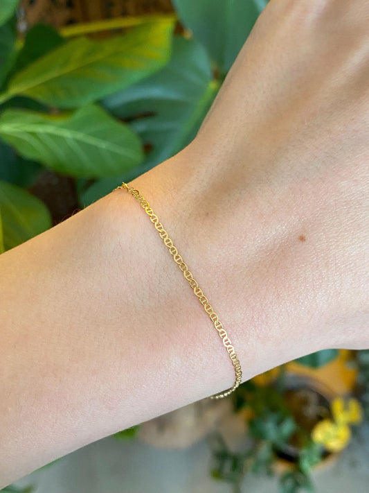 Vintage Solid 18k Yellow Gold Dainty Mariner Chain Bracelet - 7.25 inches