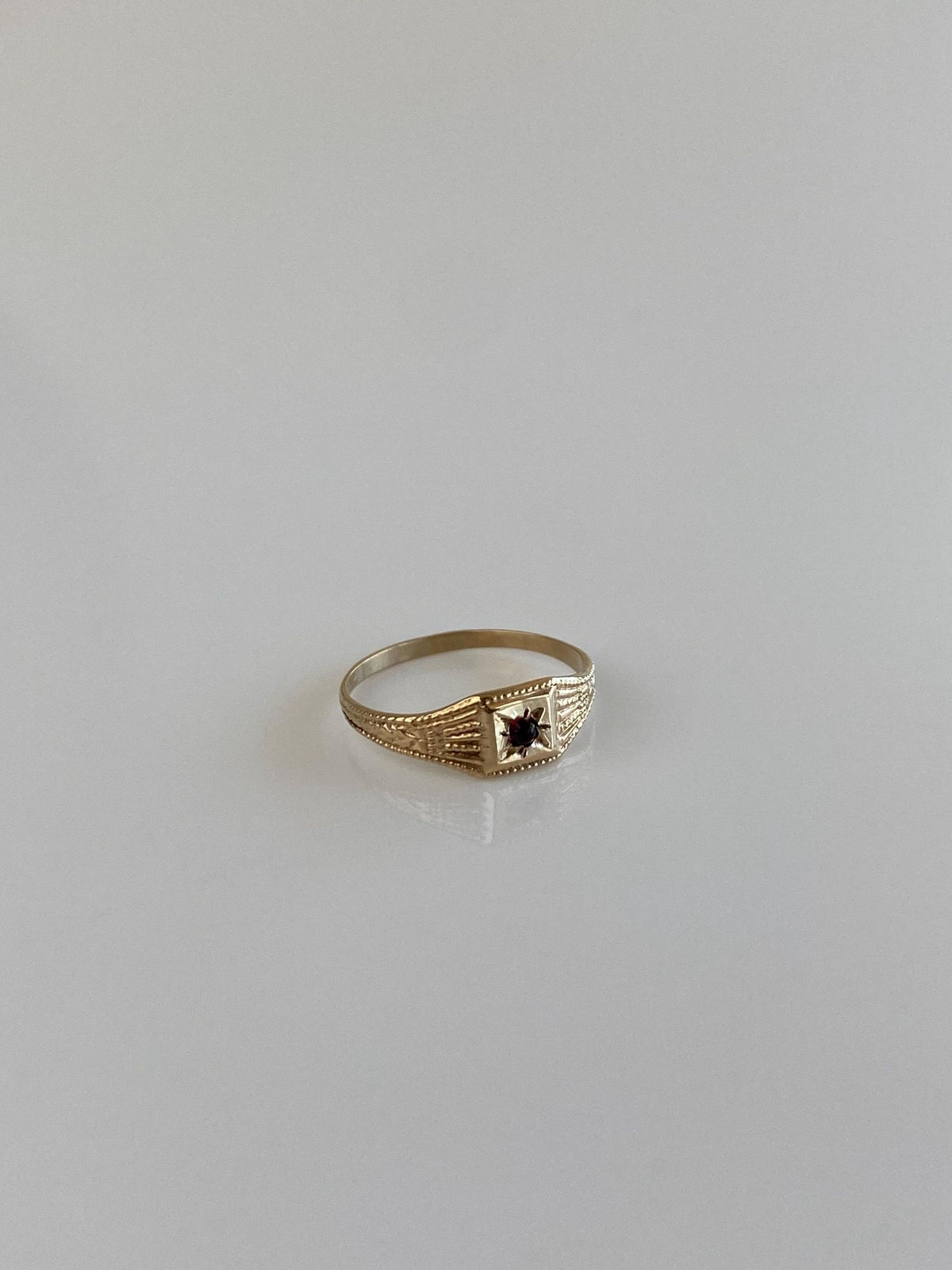 Vintage Solid 10k Yellow Gold Red Cubic Zirconia Designed Baby Ring