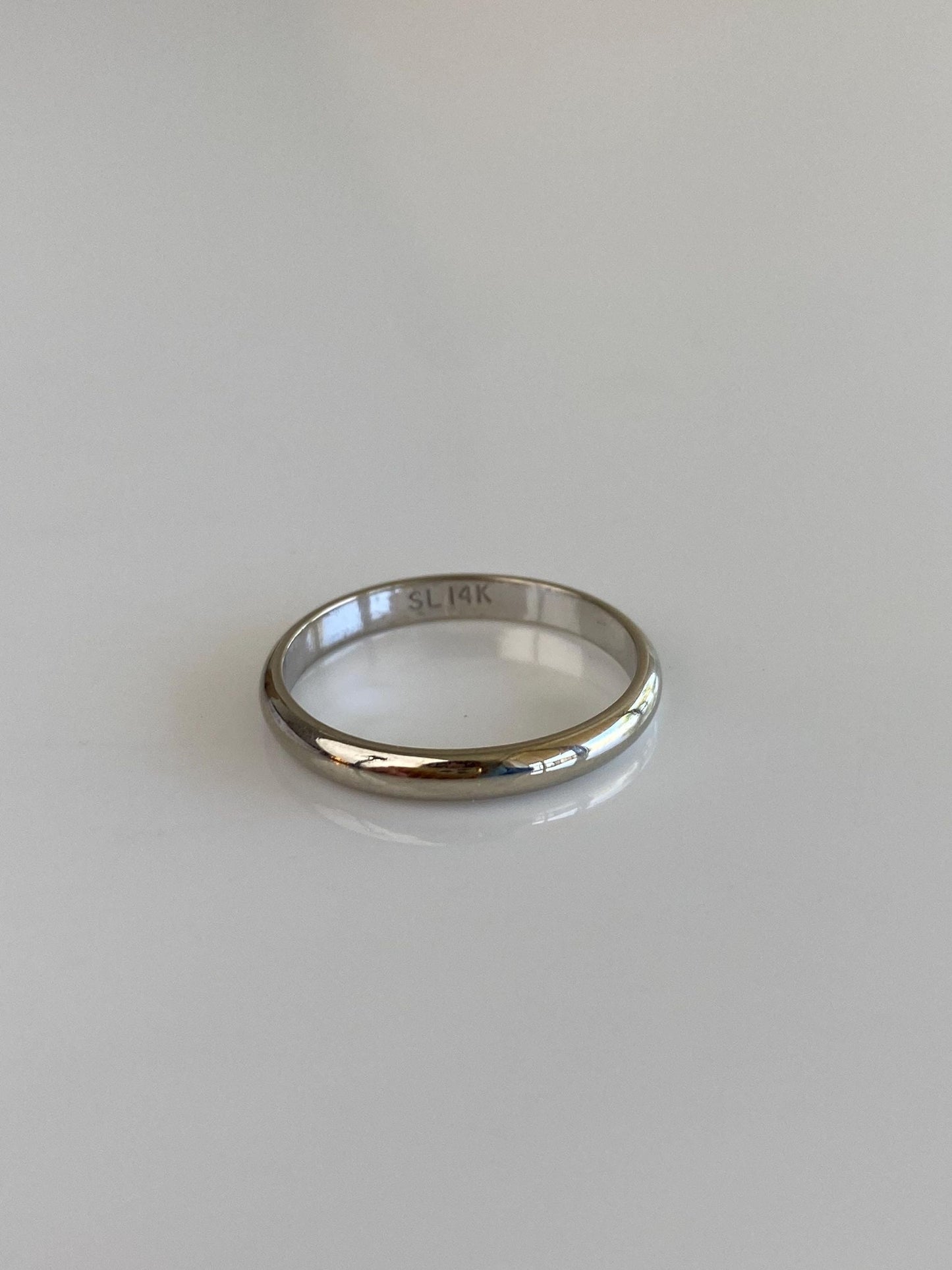 Vintage Solid 14k White Gold Ring Band - Size 7.5