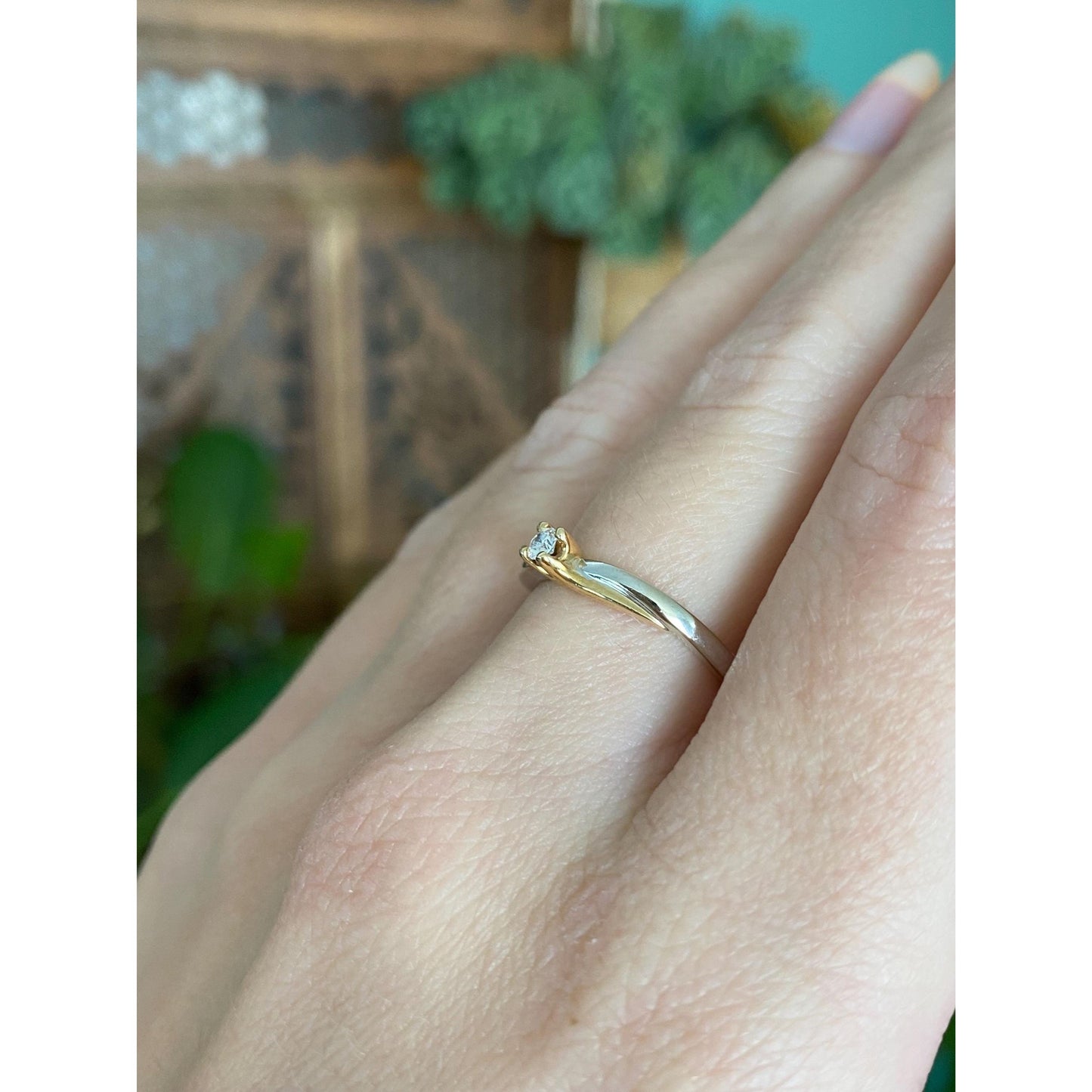 Vintage Solid 14k White & Yellow Gold Diamond Twist Ring - Size 6.25