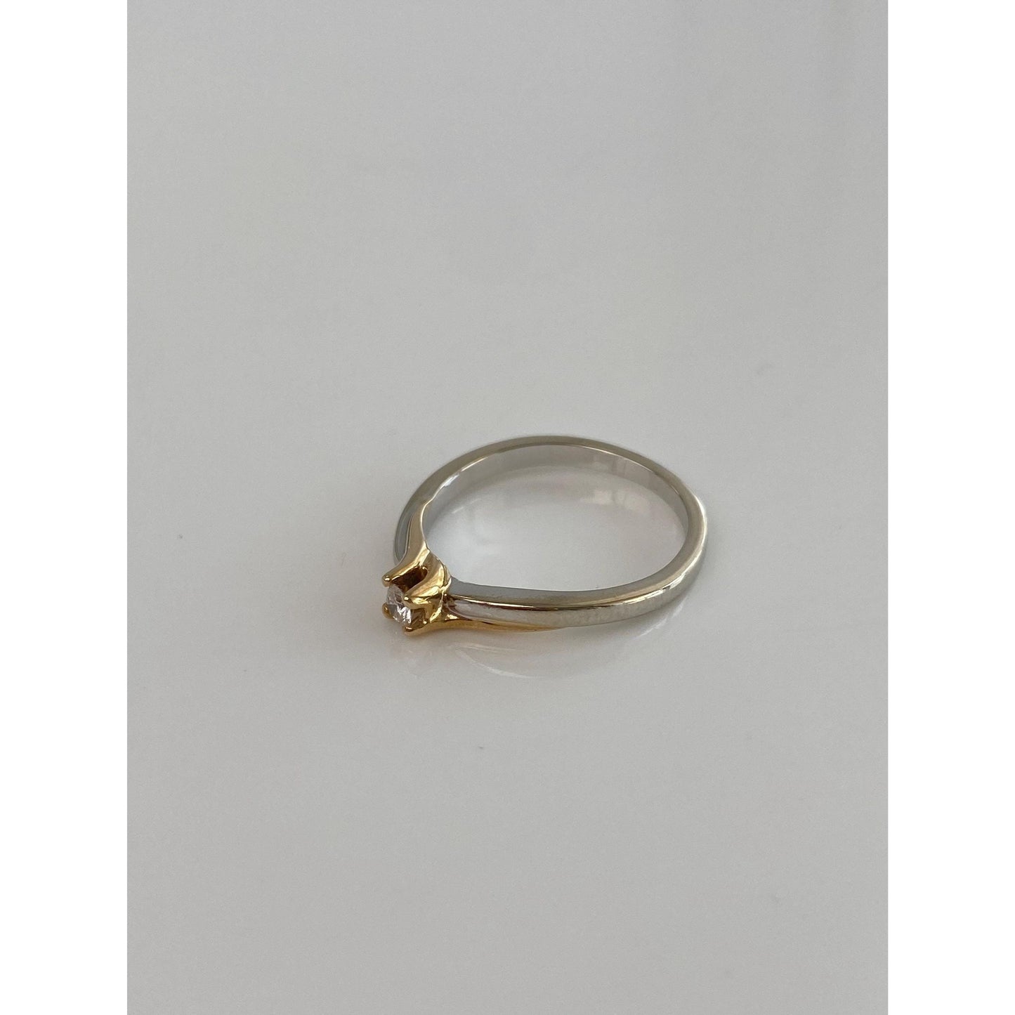 Vintage Solid 14k White & Yellow Gold Diamond Twist Ring - Size 6.25