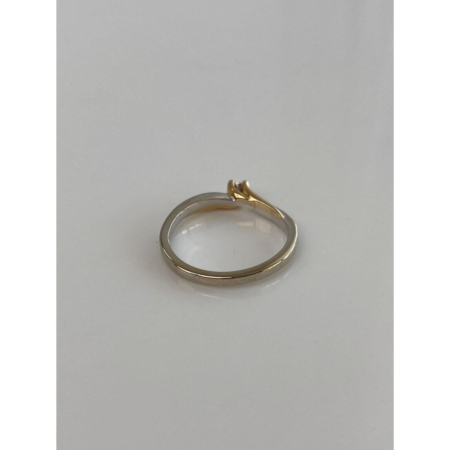 Vintage Solid 14k White & Yellow Gold Diamond Twist Ring - Size 6.25