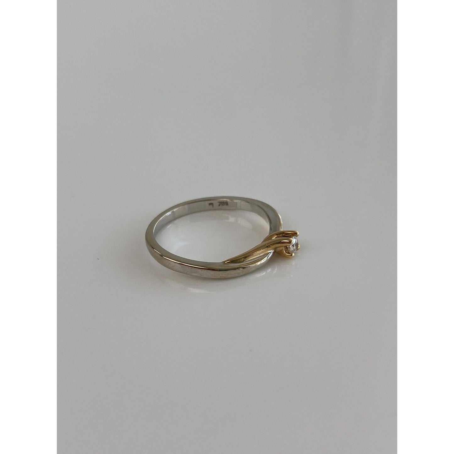 Vintage Solid 14k White & Yellow Gold Diamond Twist Ring - Size 6.25