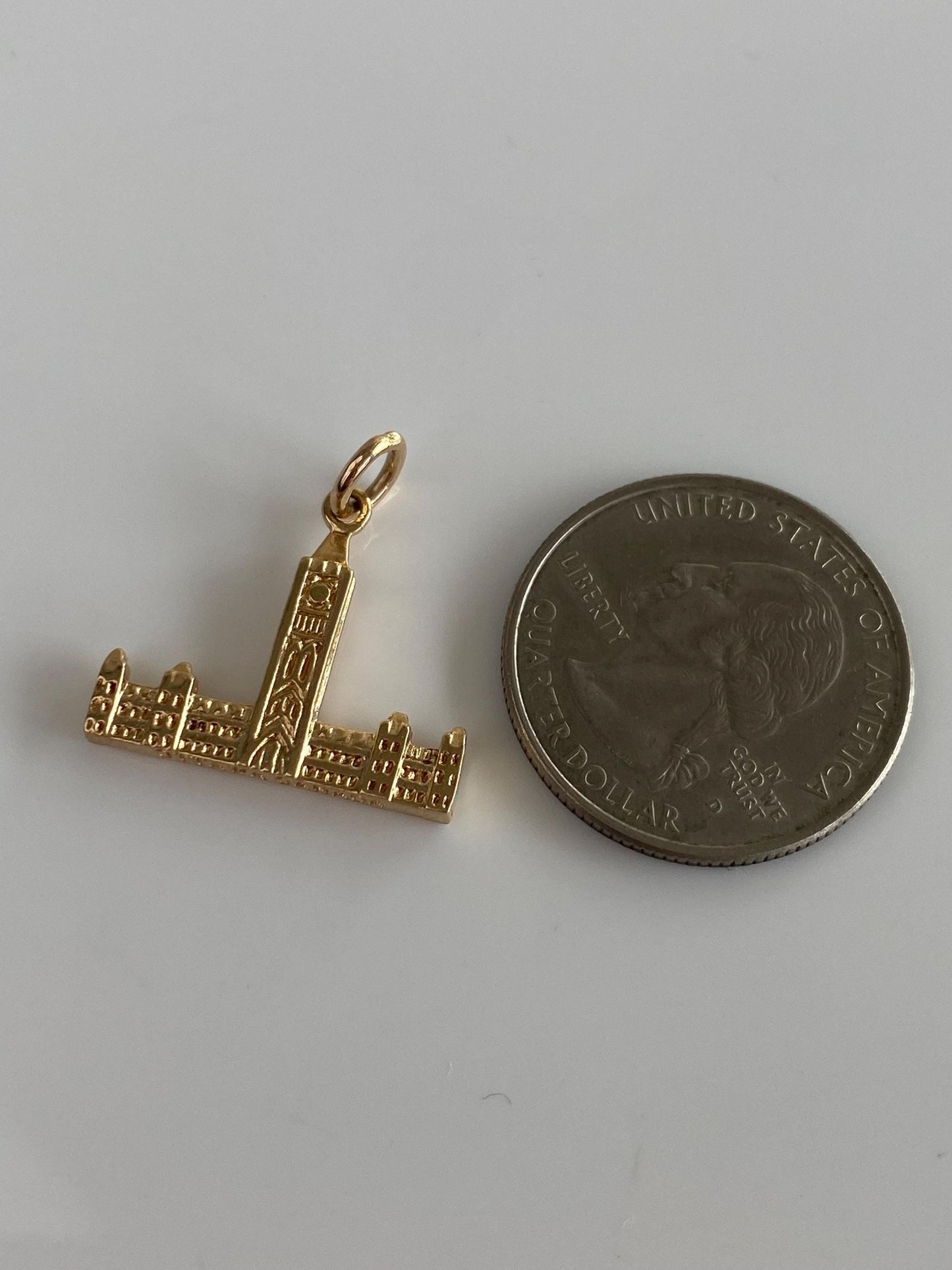 Vintage Solid 14k Yellow Gold Ottowa Canada Building Charm