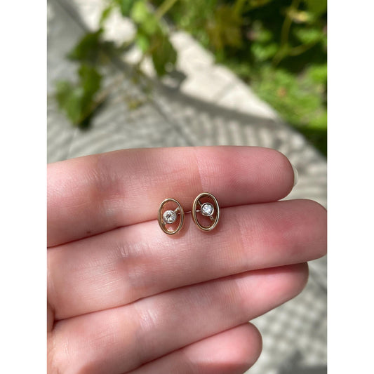 Vintage Solid 14k Yellow Gold Diamond Oval Stud Earrings