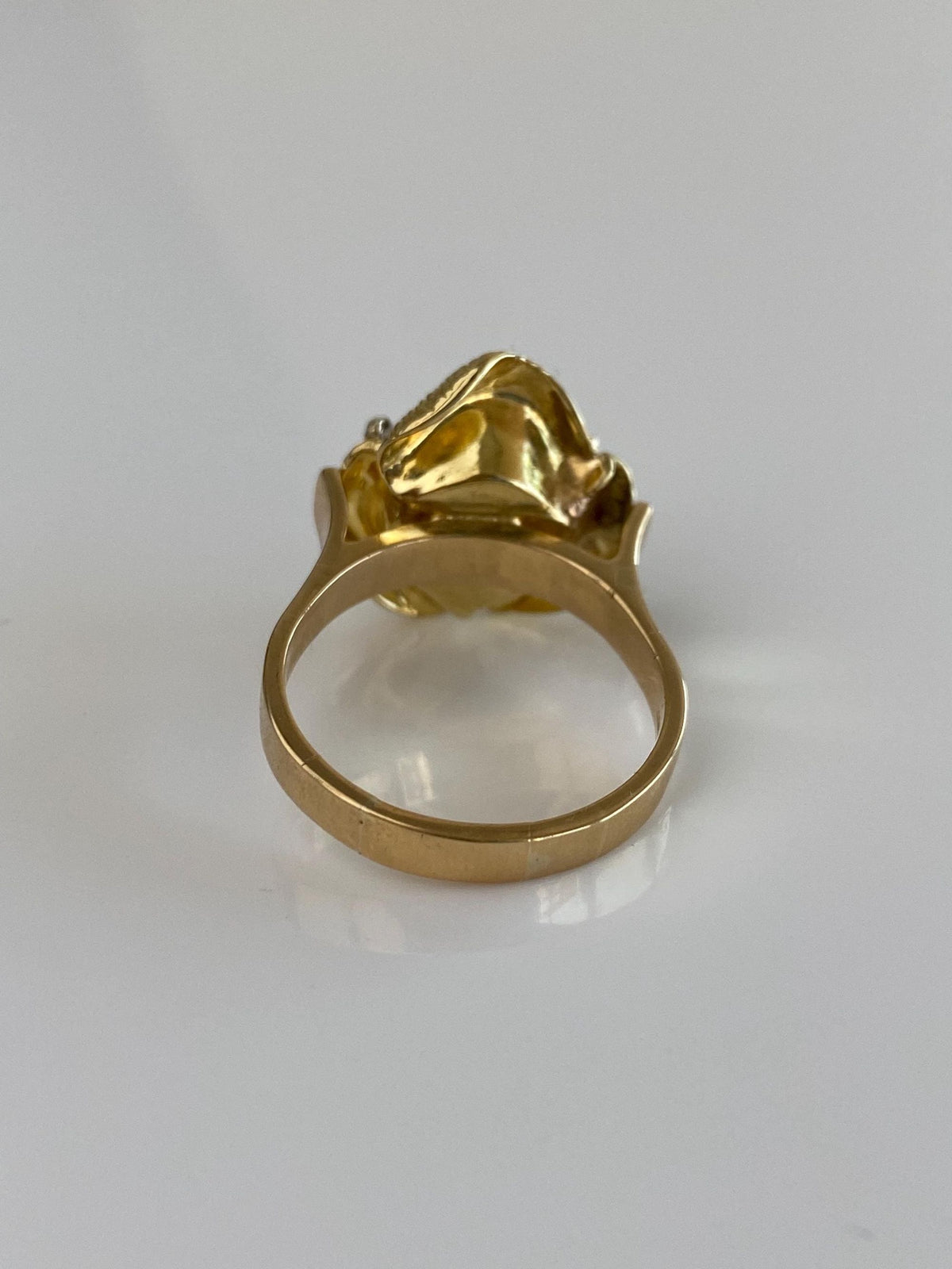 Vintage Solid 18k Yellow Gold Diamond Rose Ring - Size 8.5