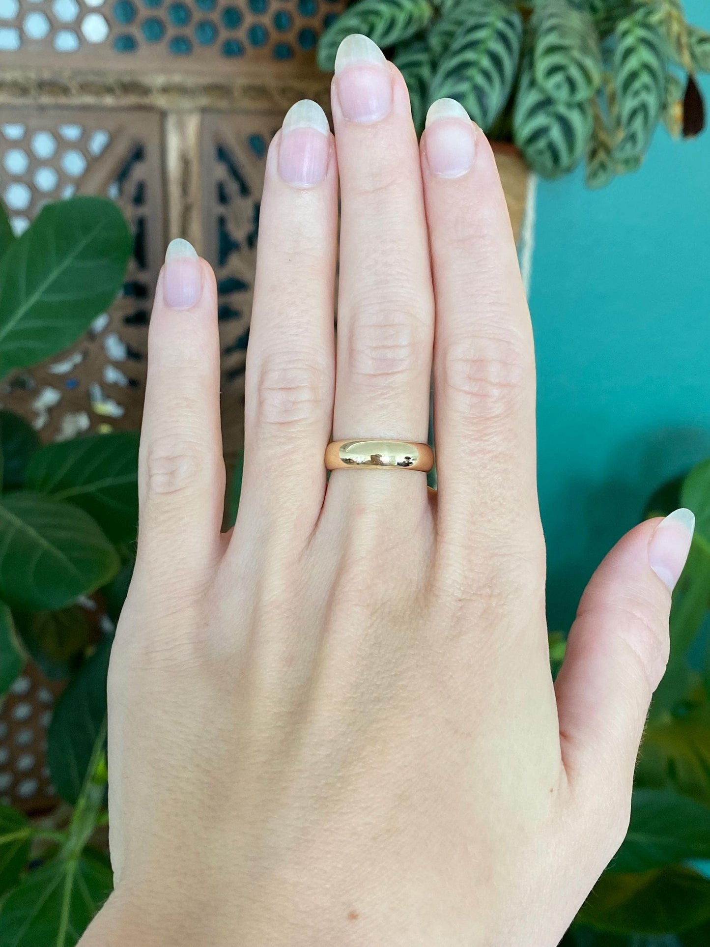 Vintage Solid 14k Yellow Gold Ring Band - Size 6.5