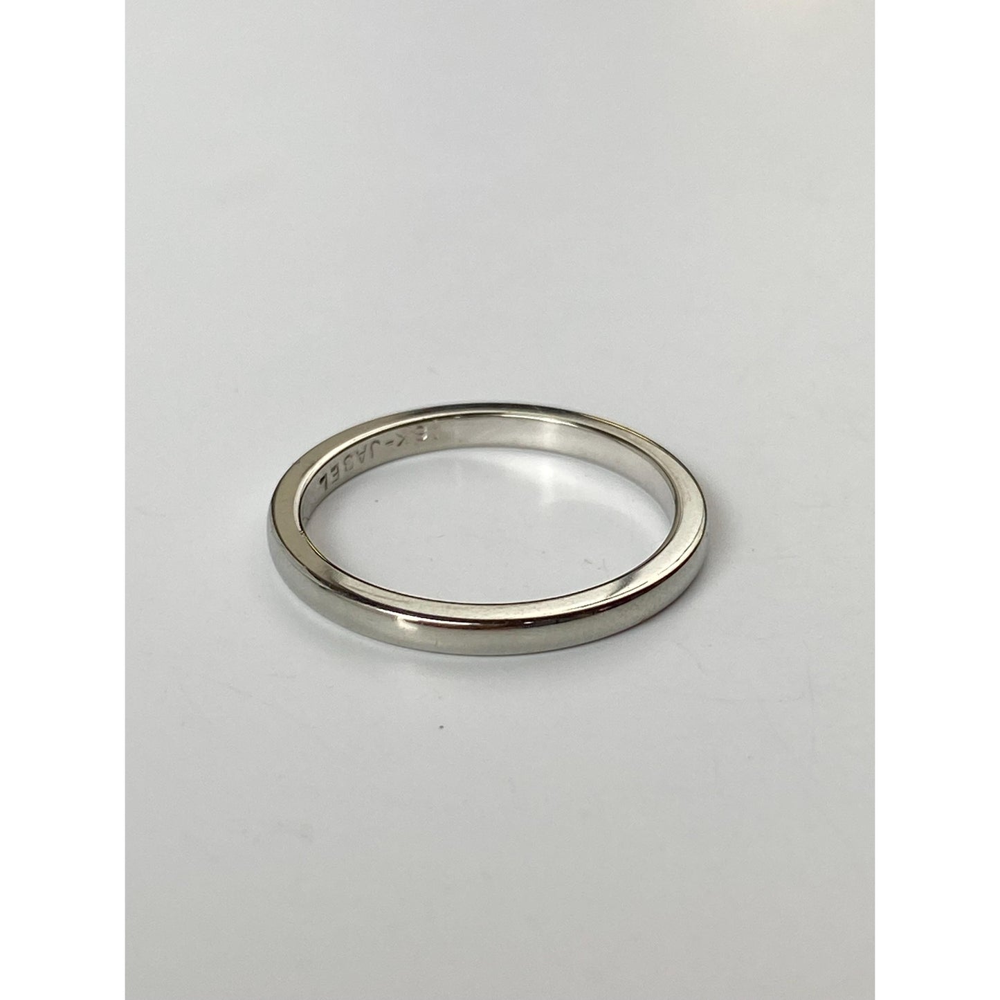 Vintage Solid 18k White Gold Slim Ring Band - Size 5.25