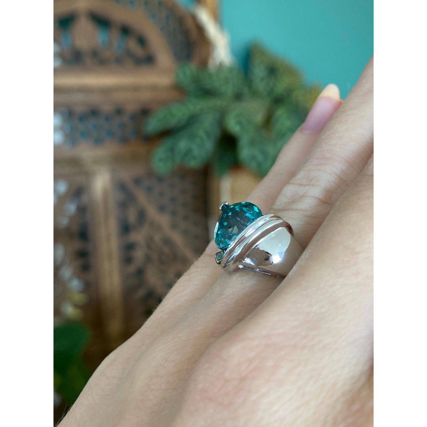 Vintage Solid 10k White Gold Green Topaz Ring - Size 4.5