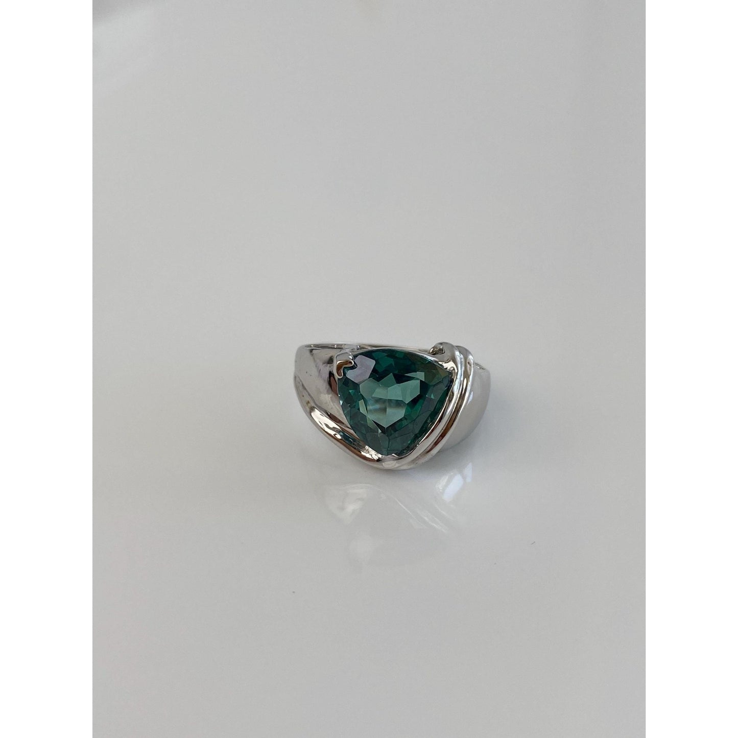 Vintage Solid 10k White Gold Green Topaz Ring - Size 4.5