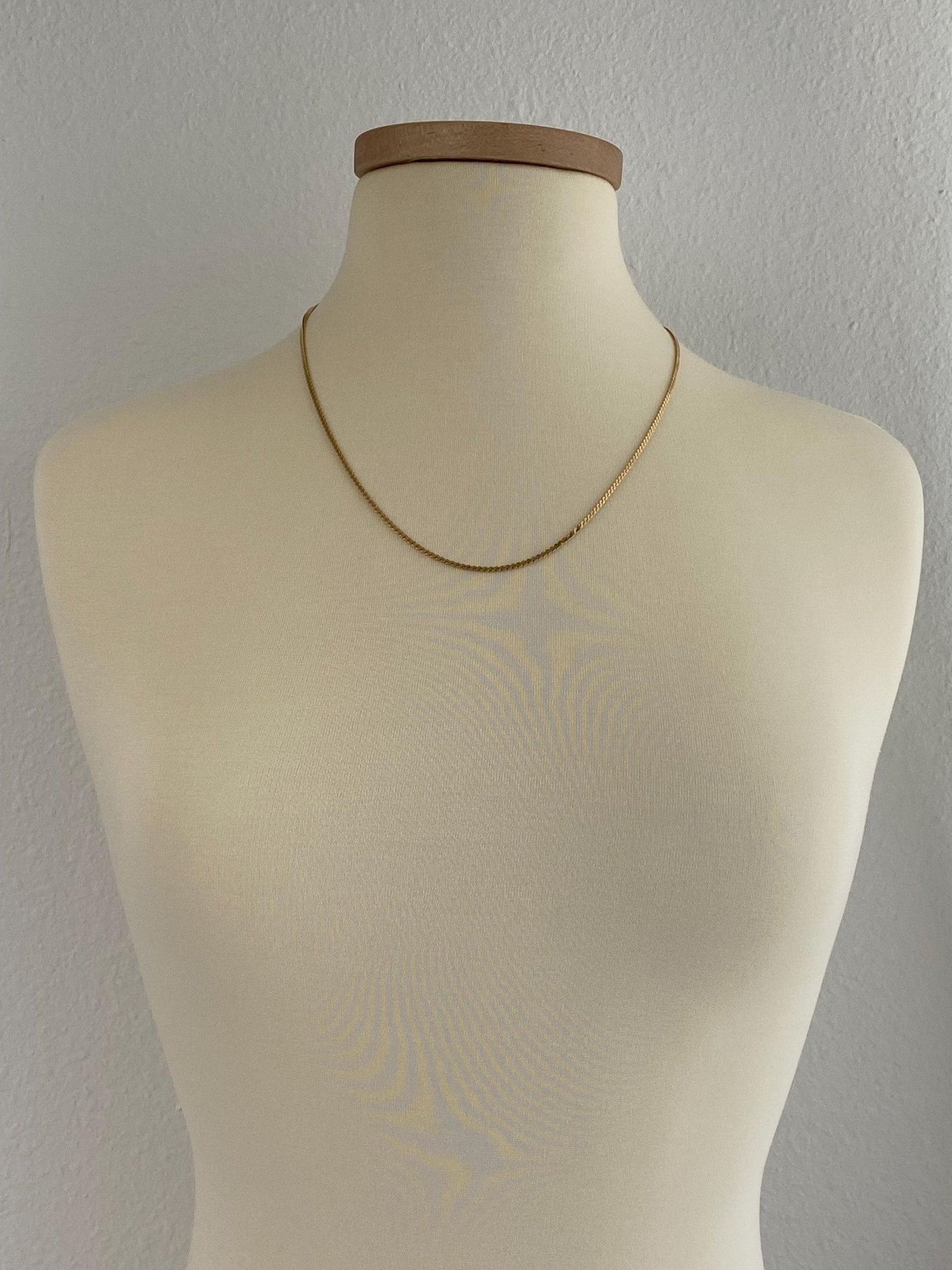 Vintage Solid 18k Yellow Gold Chunky Serpentine Chain Necklace - 22.5 inches