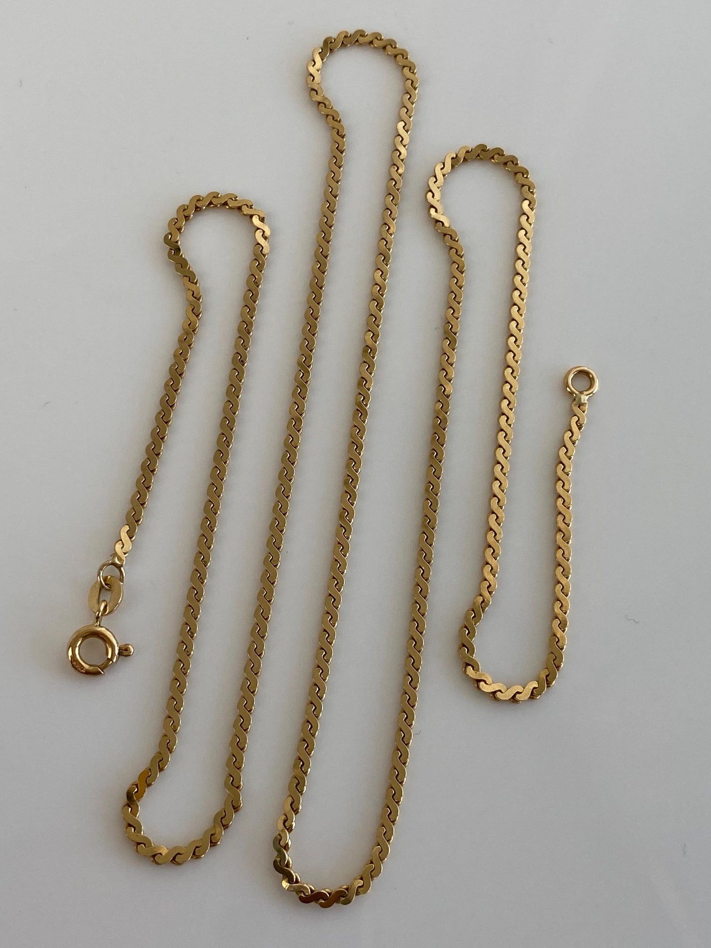 Vintage Solid 18k Yellow Gold Chunky Serpentine Chain Necklace - 22.5 inches