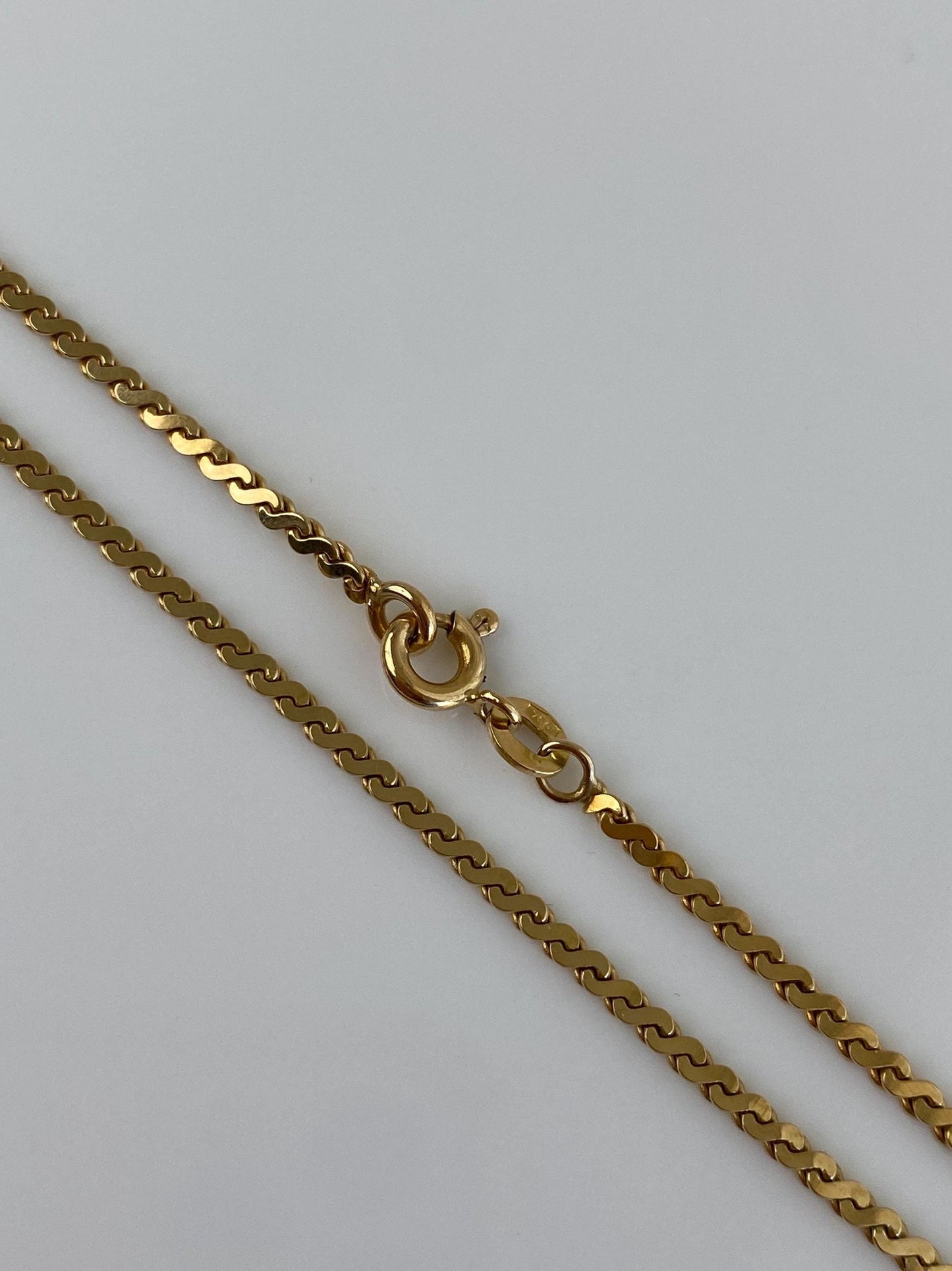 Vintage Solid 18k Yellow Gold Chunky Serpentine Chain Necklace - 22.5 inches