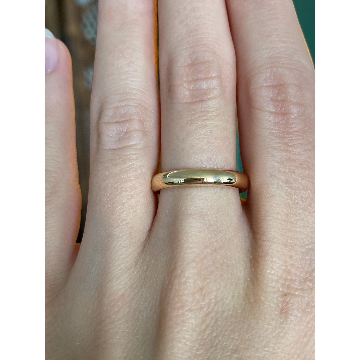 Vintage Solid 18k Yellow Gold Ring Band - Size 8