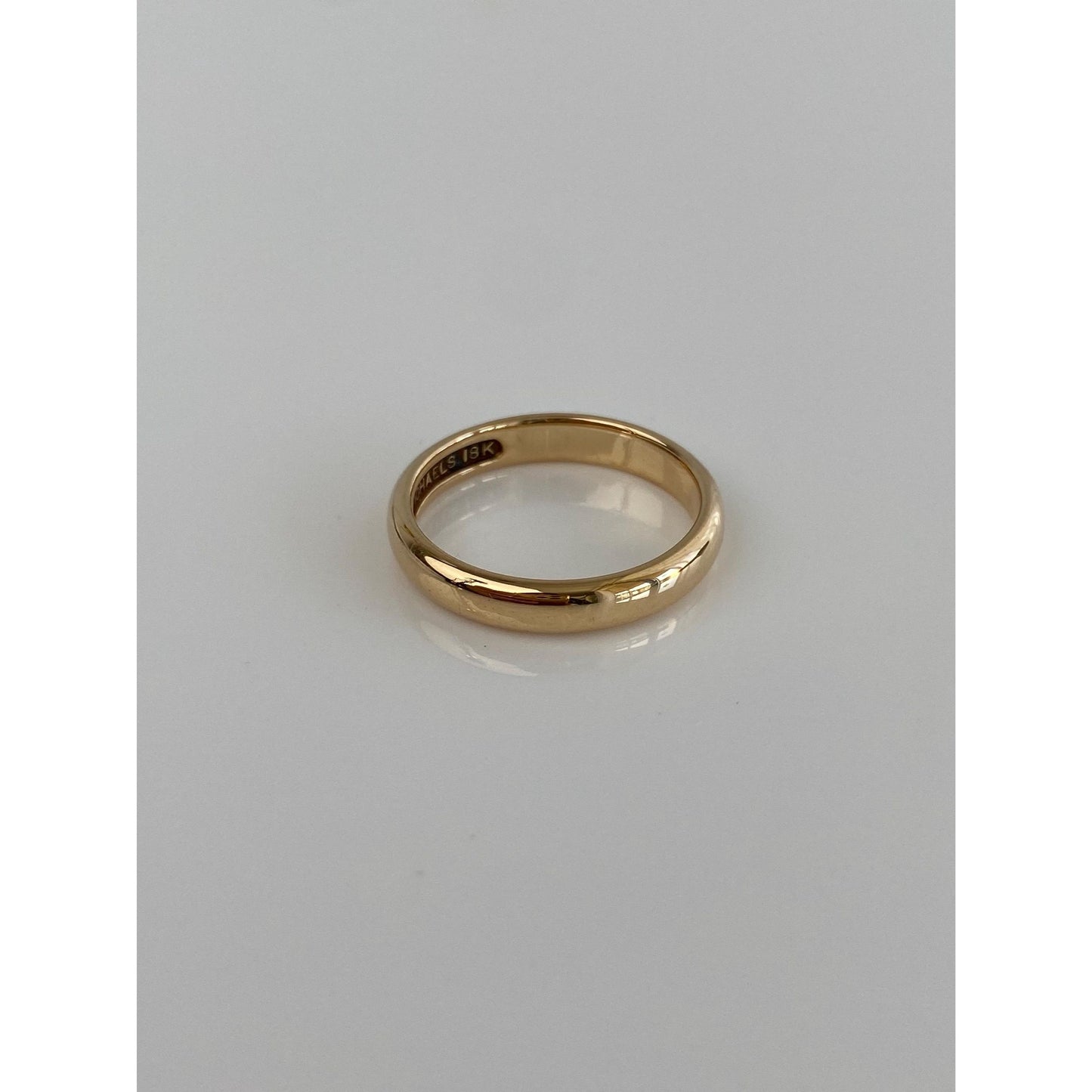 Vintage Solid 18k Yellow Gold Ring Band - Size 8