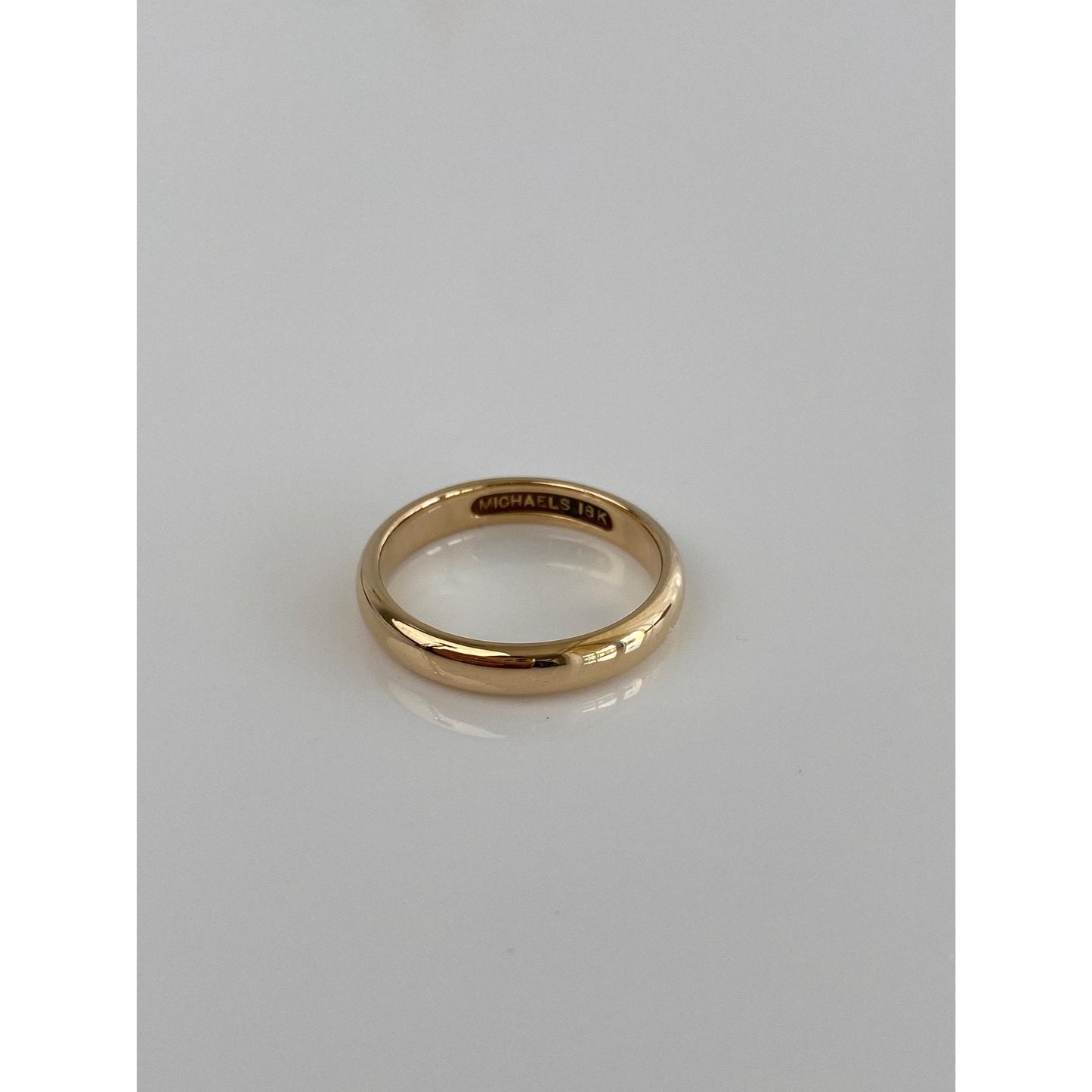 Vintage Solid 18k Yellow Gold Ring Band - Size 8