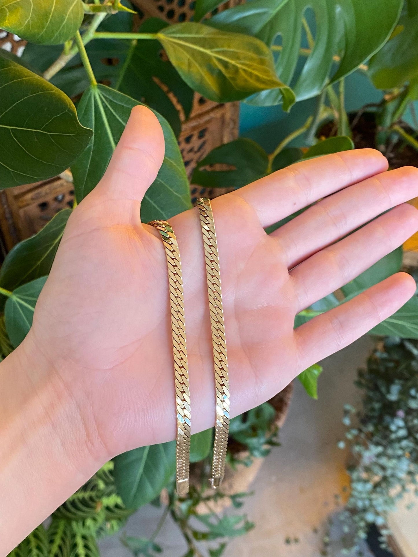 Vintage Solid 14k Yellow Gold Chunky Flat Curb Chain Necklace - 16.25 inches
