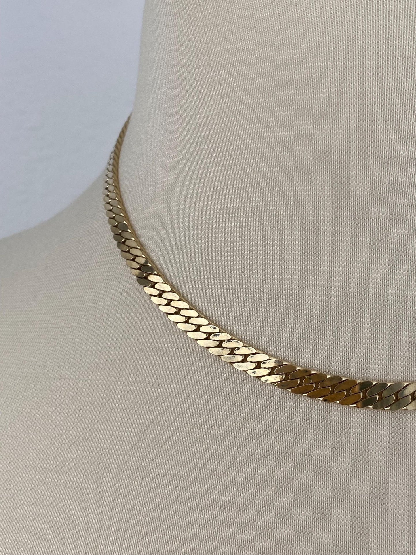 Vintage Solid 14k Yellow Gold Chunky Flat Curb Chain Necklace - 16.25 inches