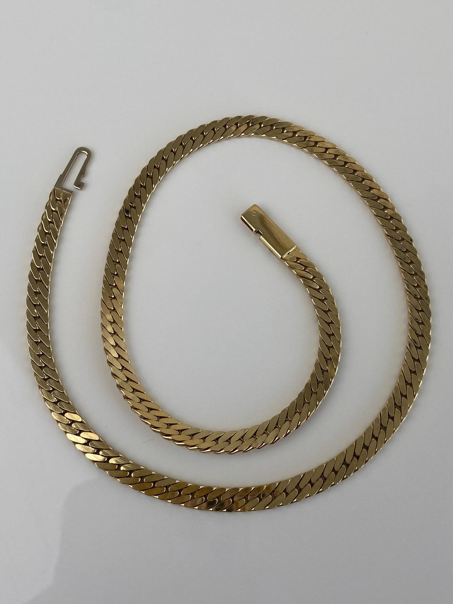 Vintage Solid 14k Yellow Gold Chunky Flat Curb Chain Necklace - 16.25 inches