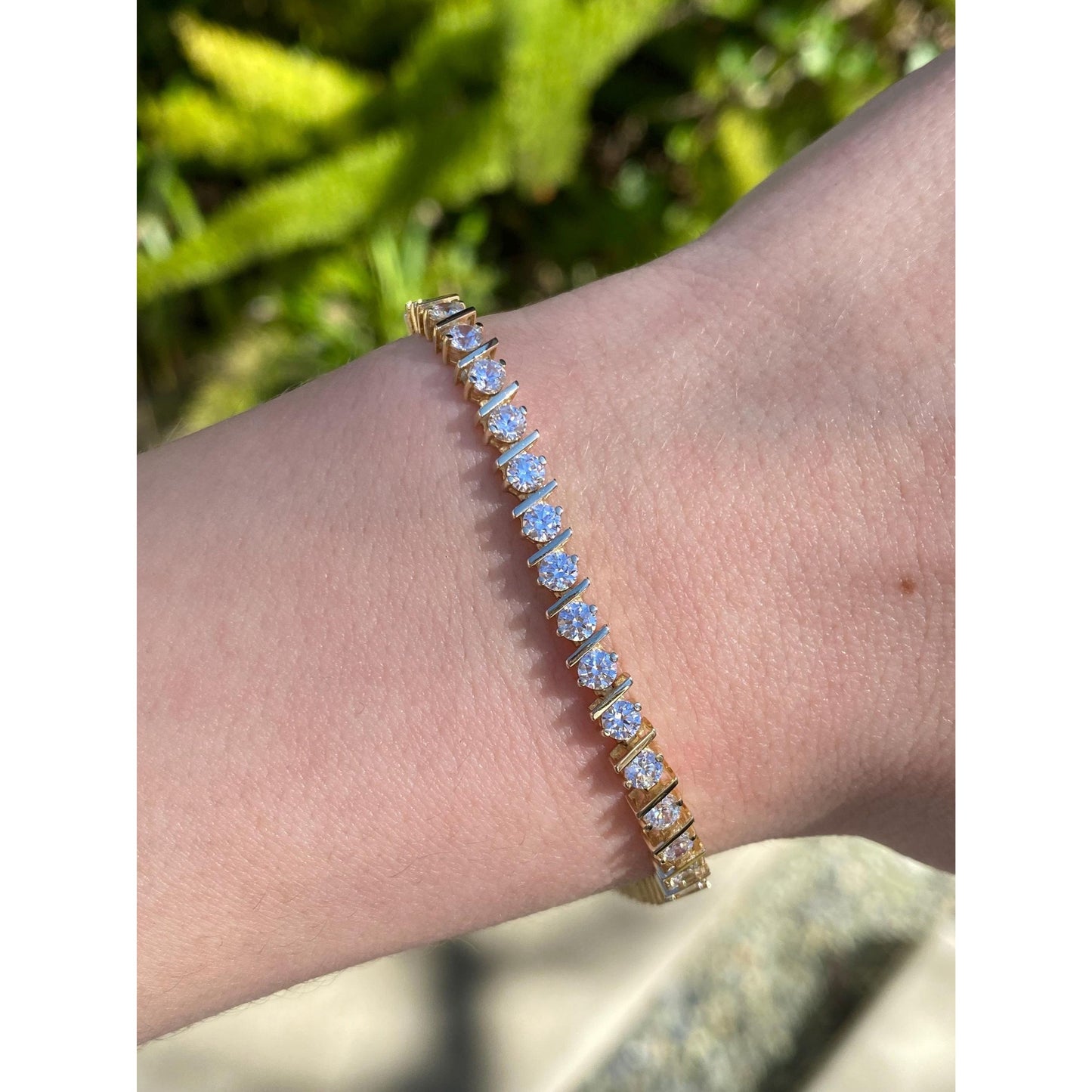 Solid 14k Yellow Gold Cubic Zirconia Tennis Bracelet - 8 Inches