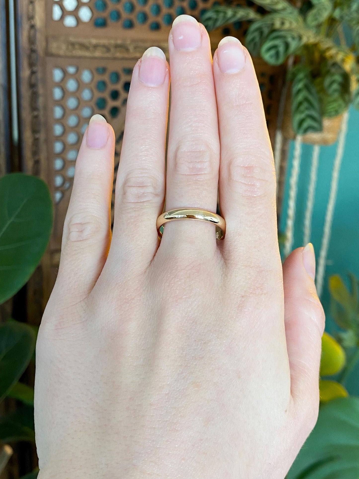 Vintage Solid 14k Yellow Gold Ring Band - Size 11