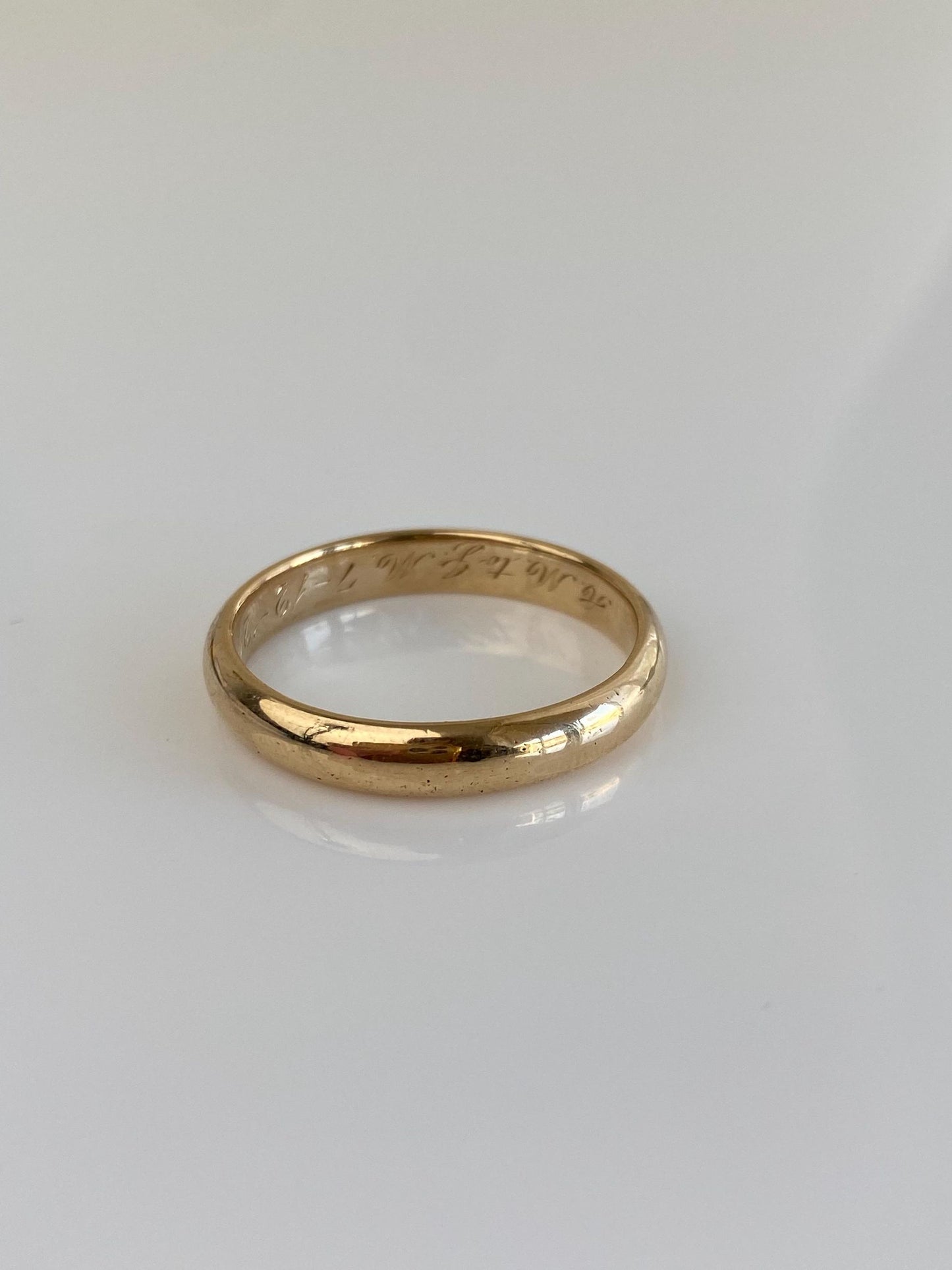 Vintage Solid 14k Yellow Gold Ring Band - Size 11