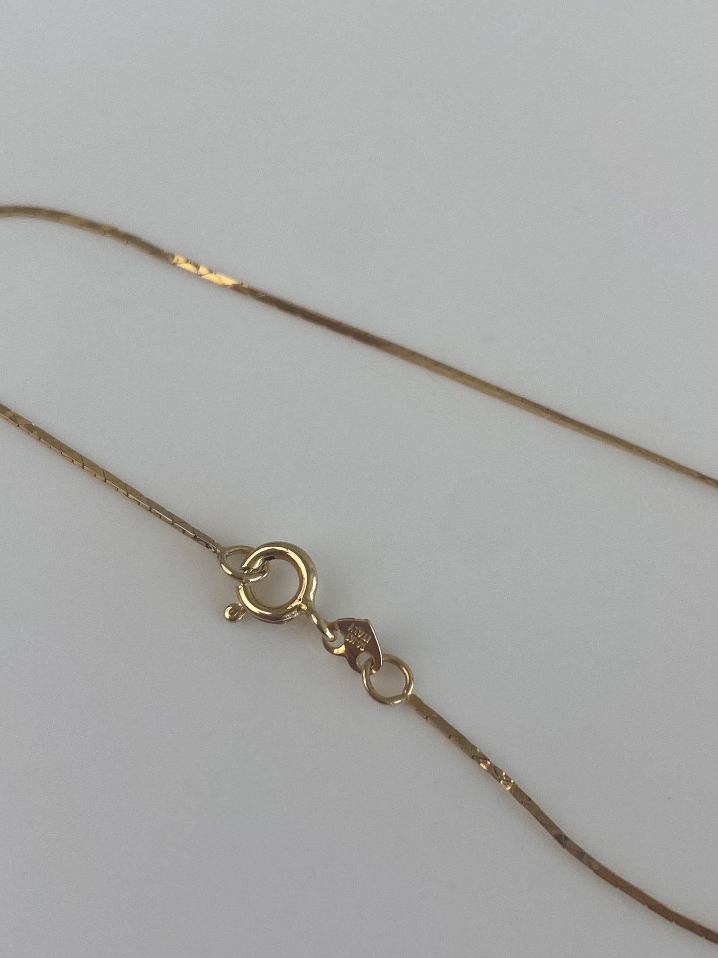 Vintage Solid 14k Yellow Gold Dainty Triangle Link Chain Bracelet - 7 inches