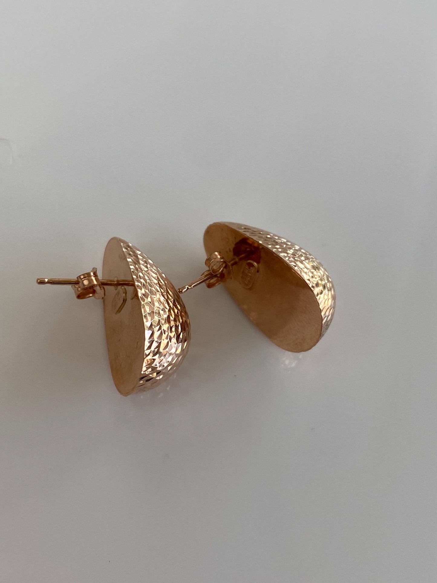 Vintage 14k Rose Gold Diamond Cut Teardrop Stud Earrings