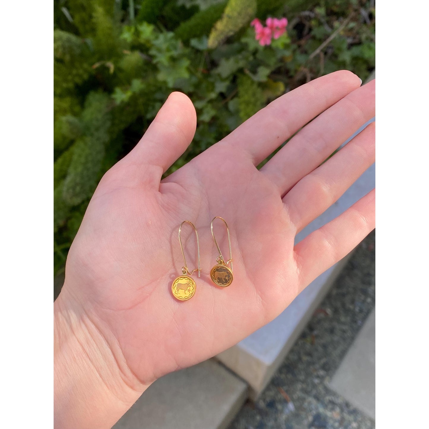 Vintage Solid 18k & 24k Yellow Gold Chinese Coin Dangle Earrings