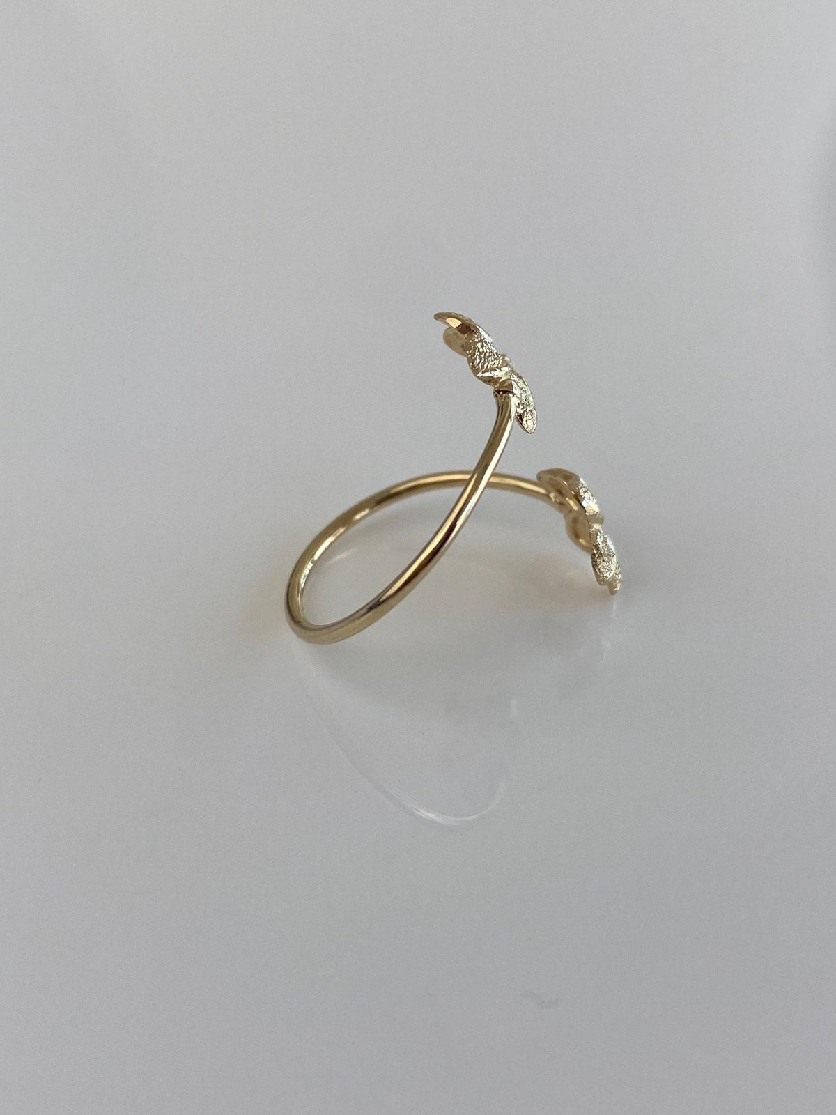 Vintage Solid 14k Yellow Gold Flowers Wrap Ring - Size 3