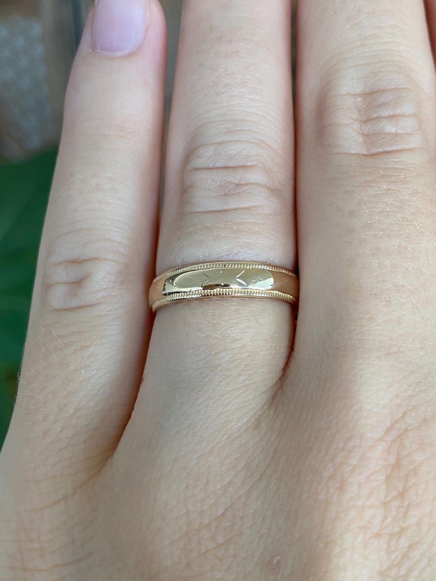 Vintage Solid 14k Yellow Gold Milgrain Ring Band - Size 6.5