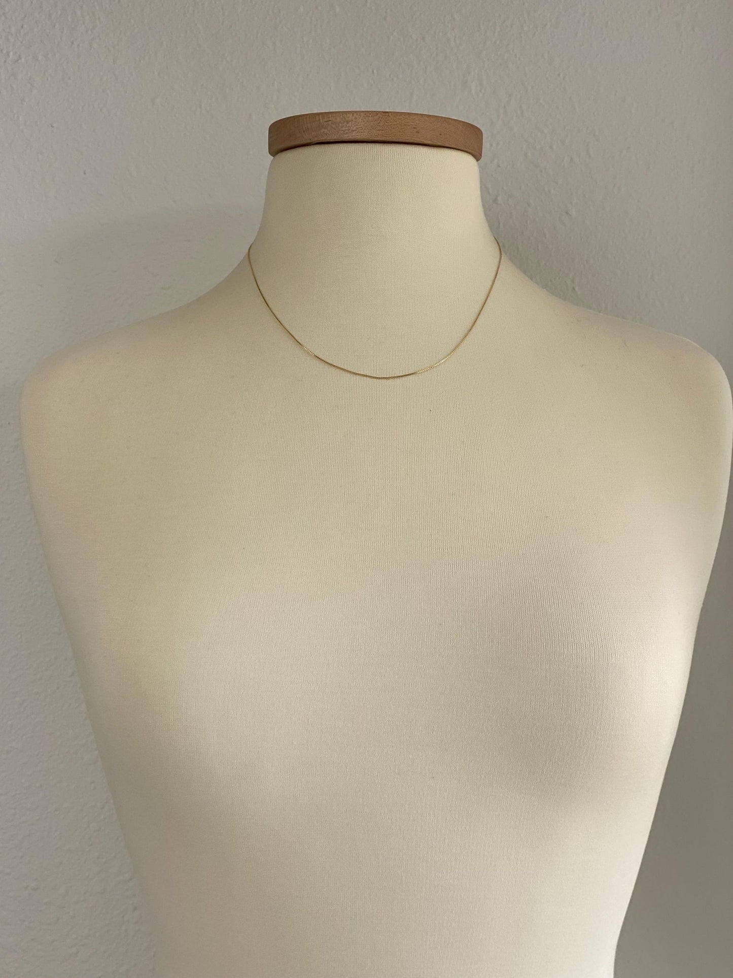 Vintage Solid 14k Yellow Gold Dainty Box Chain Necklace - 18.5 inches