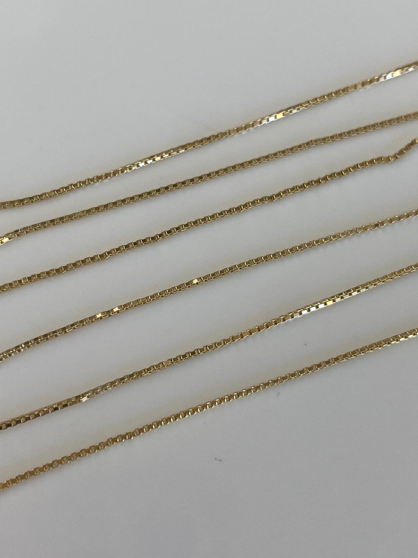 Vintage Solid 14k Yellow Gold Dainty Box Chain Necklace - 18.5 inches