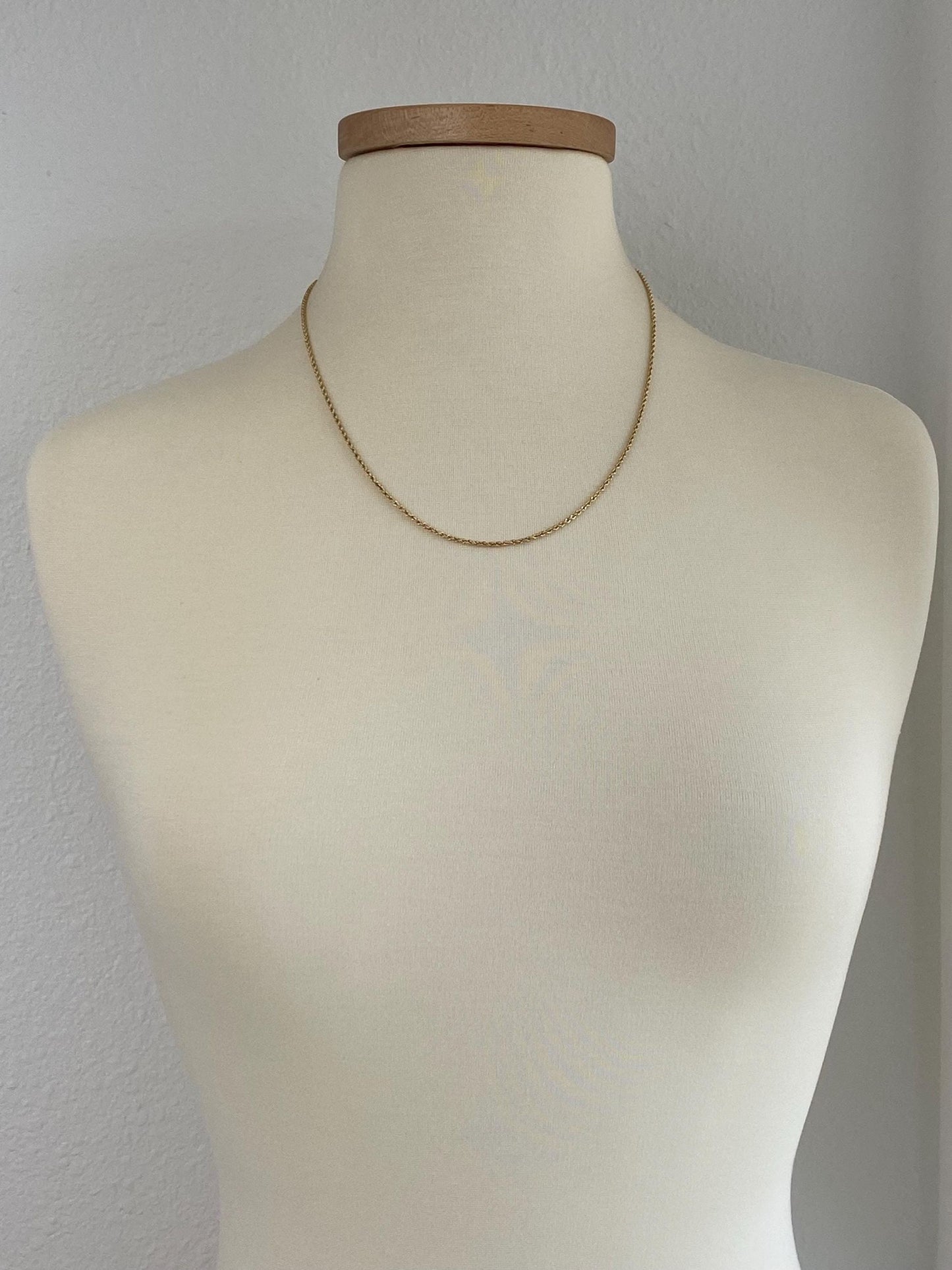 Vintage Solid 14k Yellow Gold Slim Rope Chain Necklace - 21.25 inches
