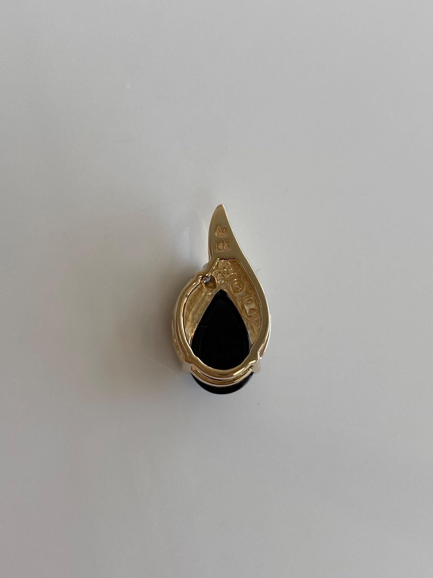 Vintage Solid 14k Yellow Gold Black Onyx Diamond Charm