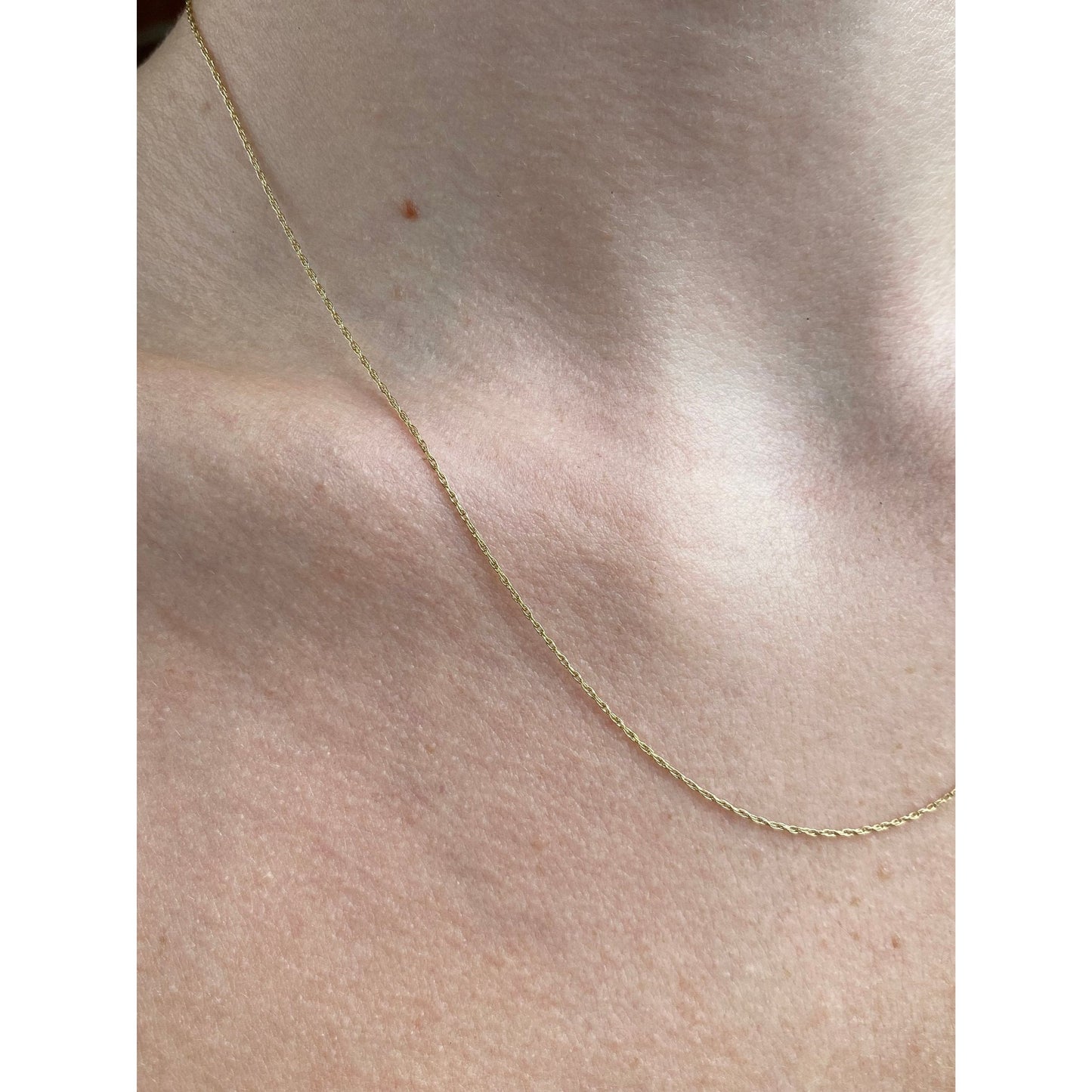 Vintage Solid 14k Yellow Gold Dainty Rope Chain Necklace - 18 inches