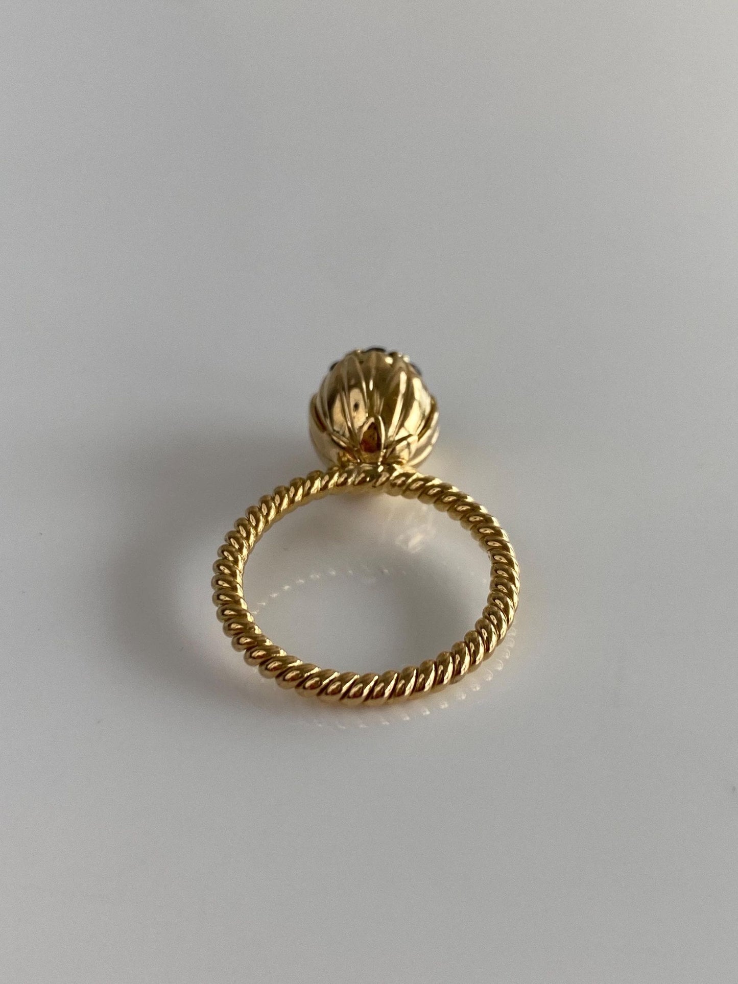 Vintage Solid 18k Yellow Gold Blue Sapphire Halo Diamond Flower Ring - Size 4.25