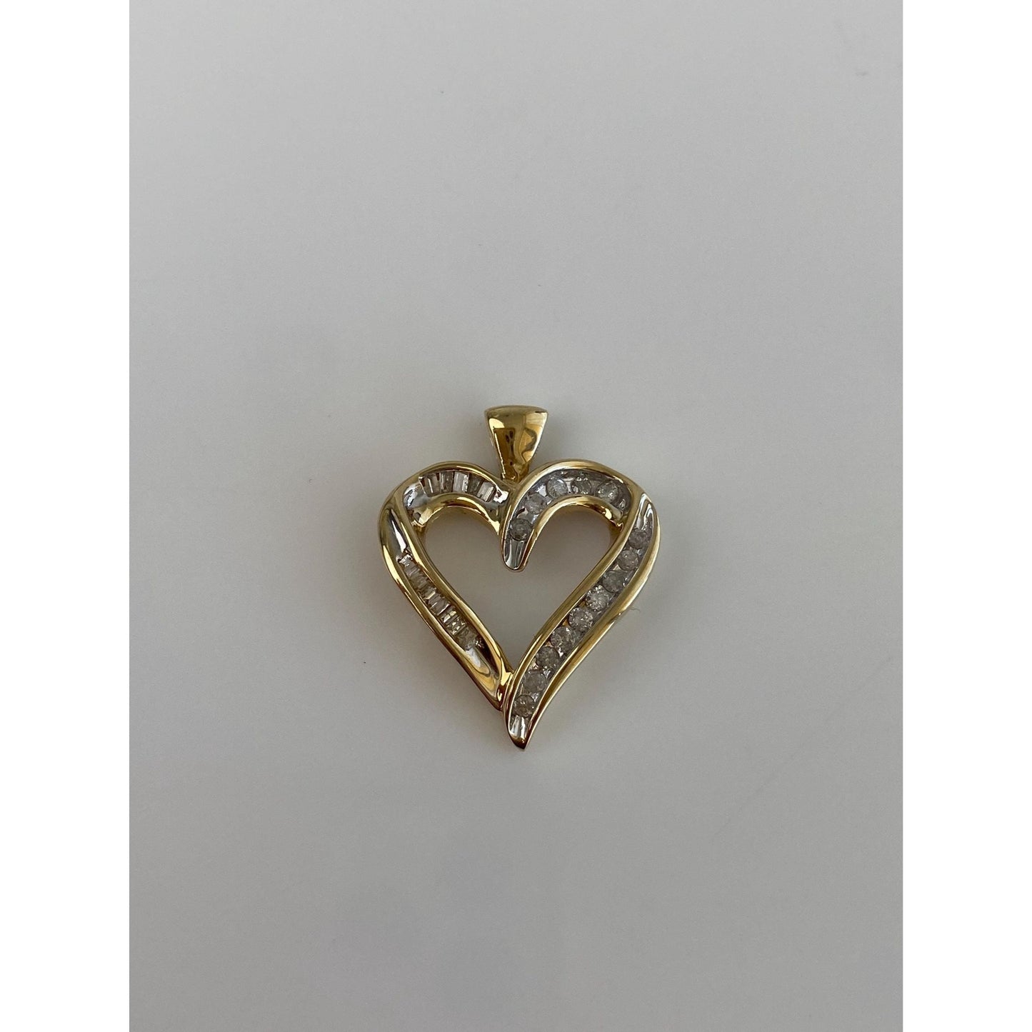 Vintage Solid 10k Yellow Gold Diamond Heart Charm