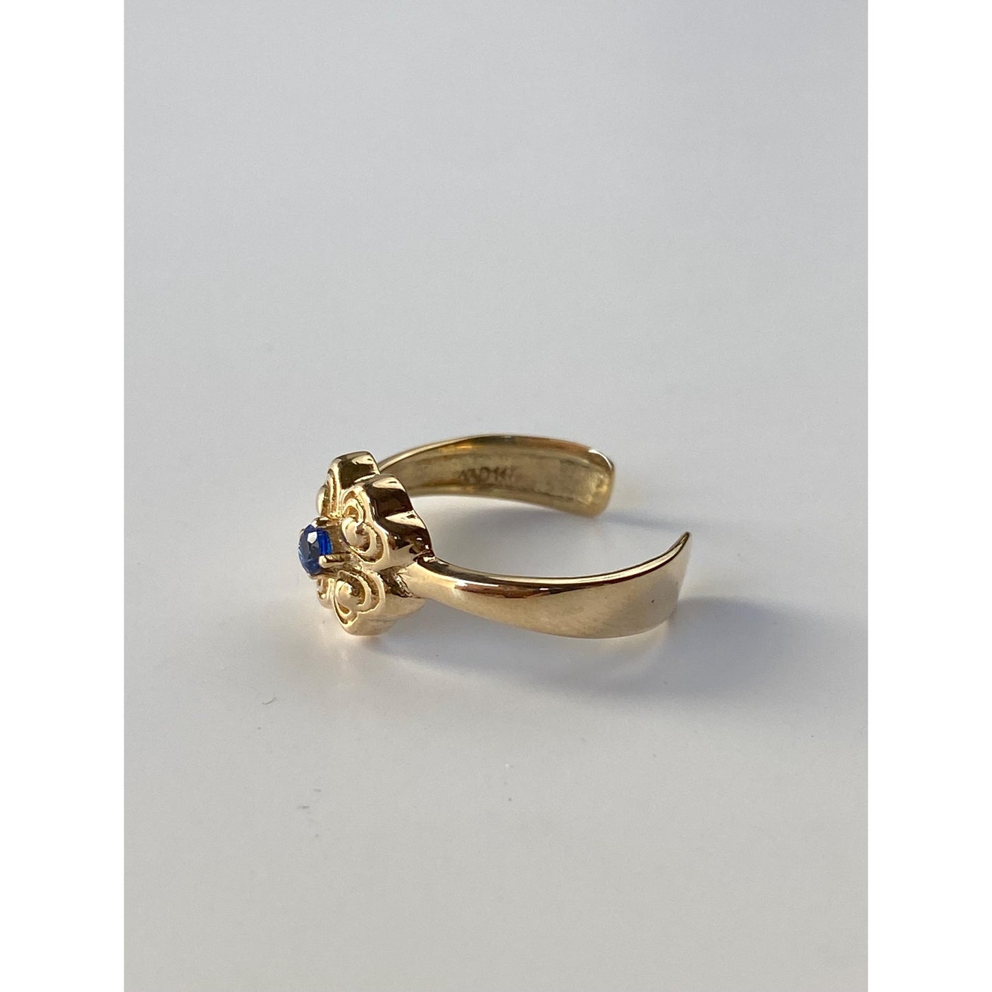 Vintage Solid 14k Yellow Gold Blue Spinel Flower Open Ring - Size 3.5